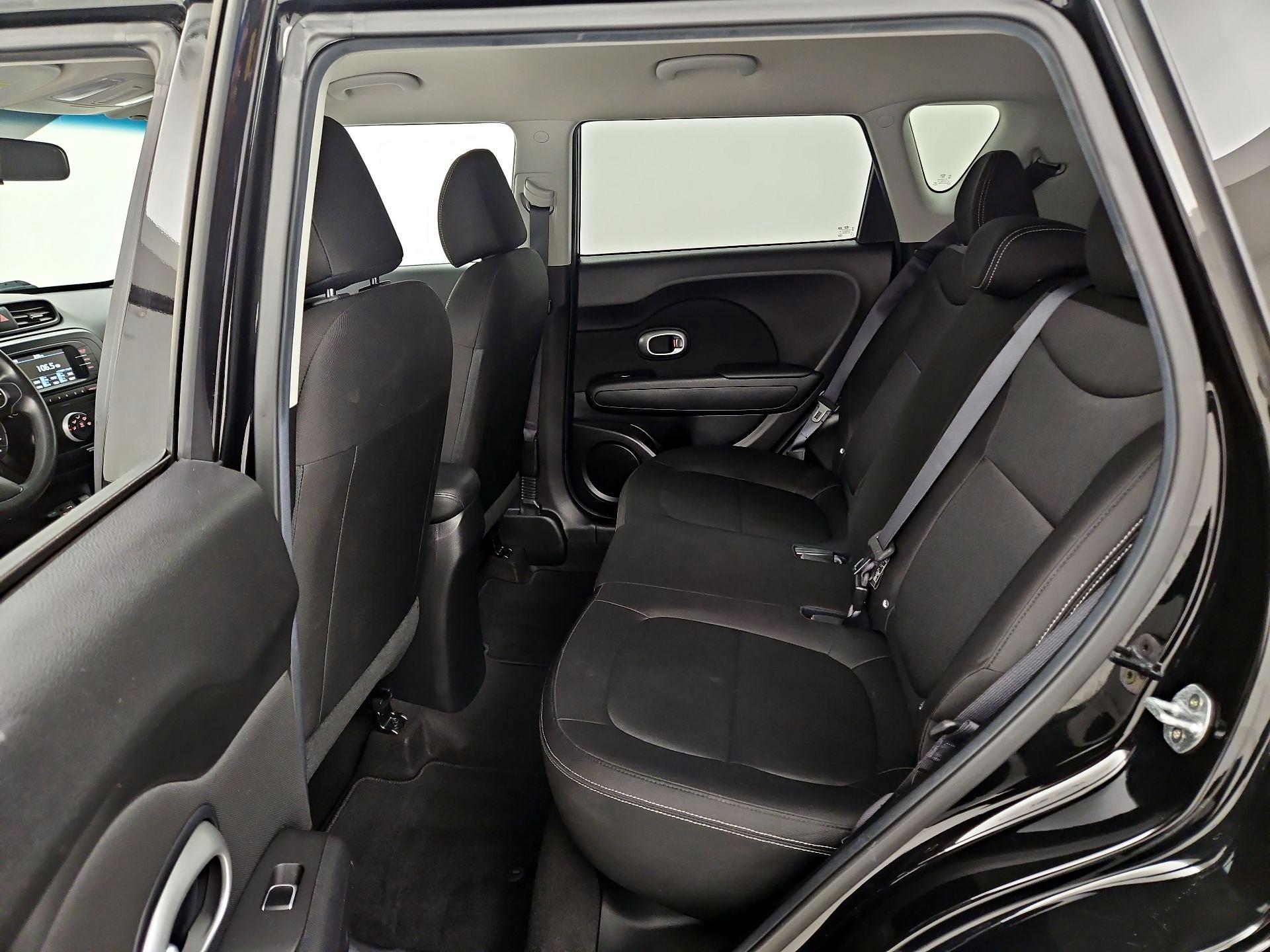 Thumbnail: 2017 Kia Soul - 18