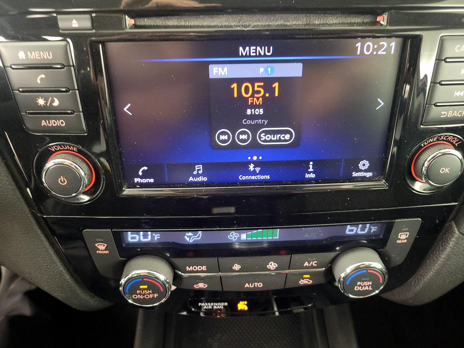 Thumbnail: 2019 Nissan Rogue - 15