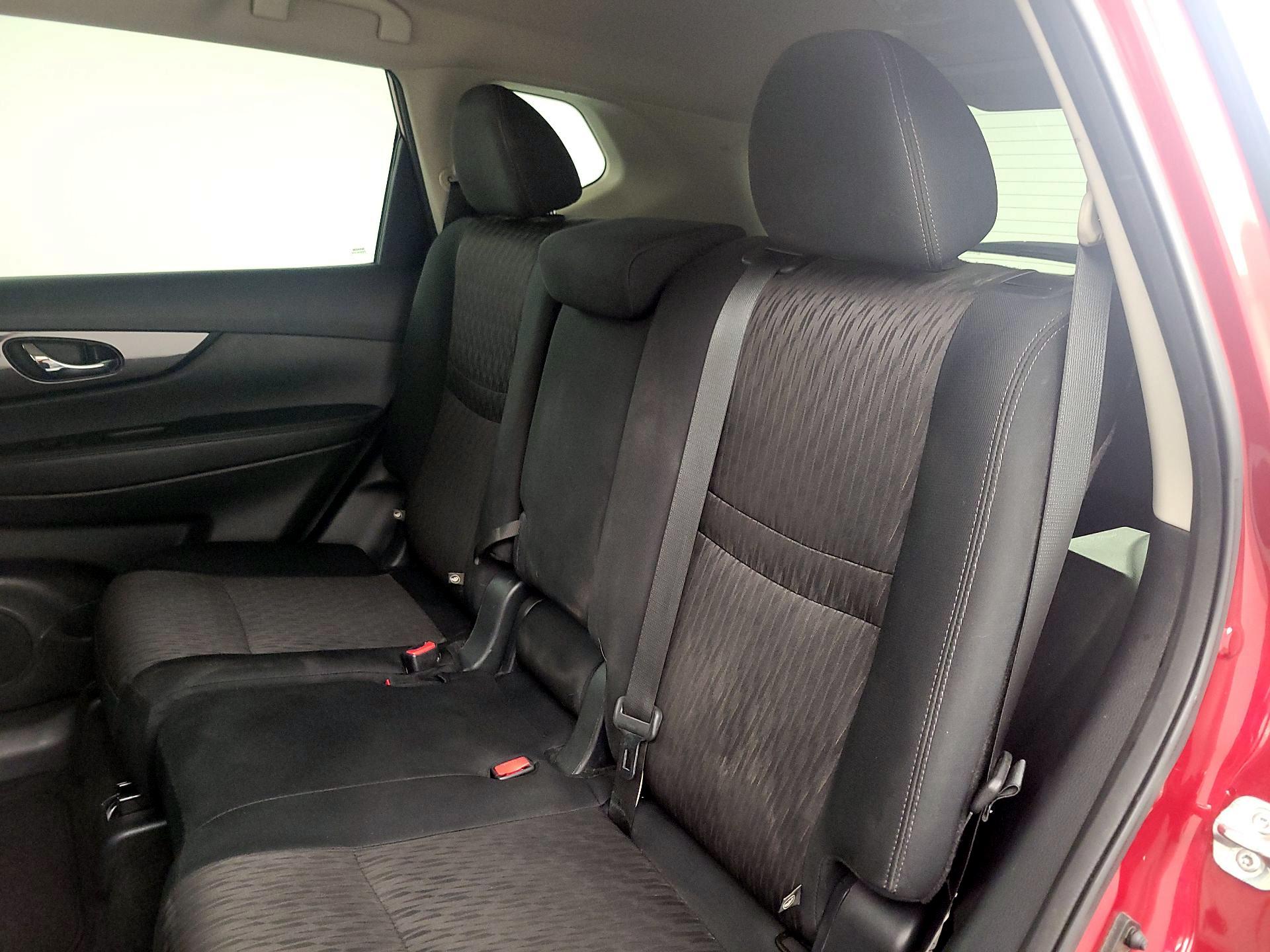 Thumbnail: 2019 Nissan Rogue - 19