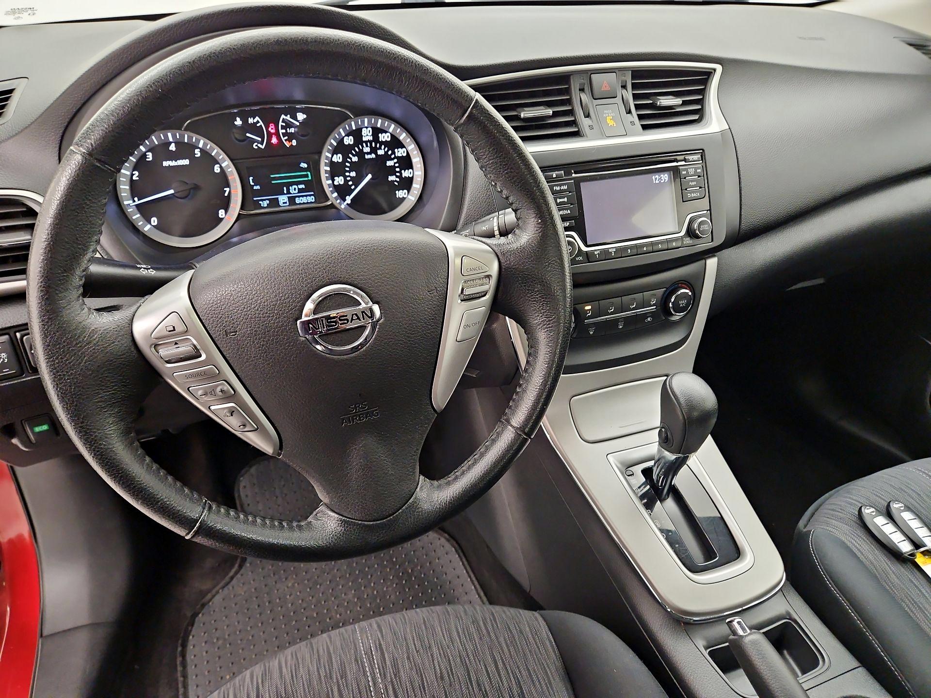 Thumbnail: 2015 Nissan Sentra - 9
