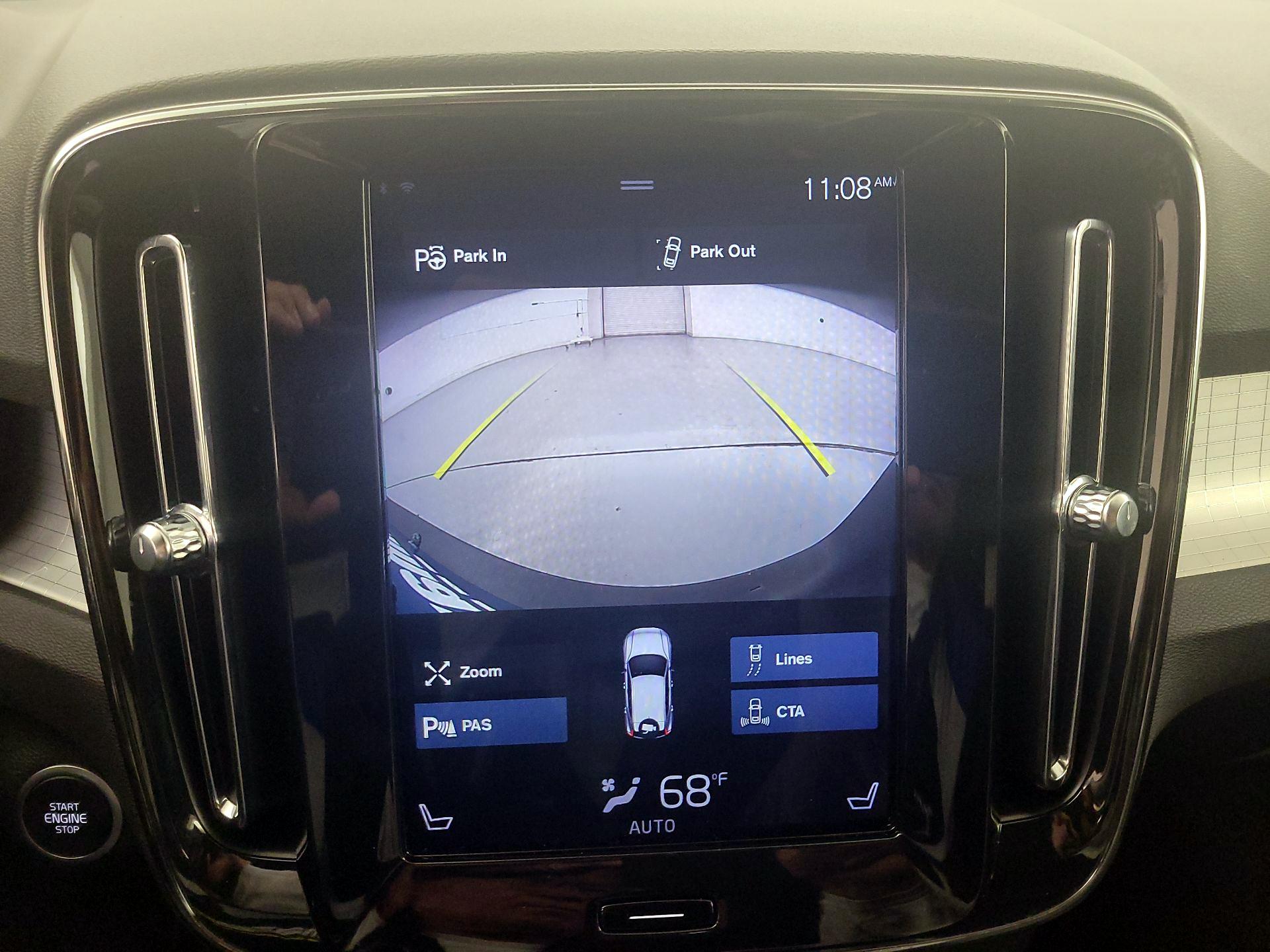 Thumbnail: 2019 Volvo XC40 - 15