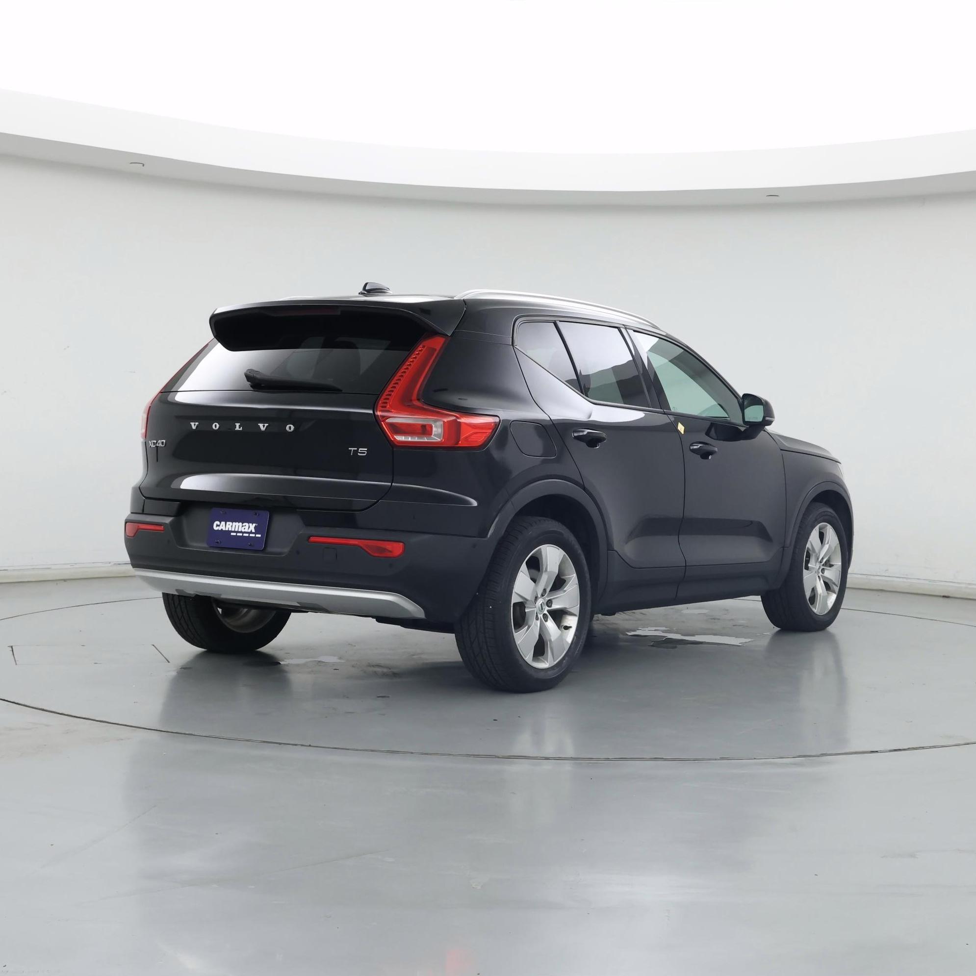 Thumbnail: 2019 Volvo XC40 - 8