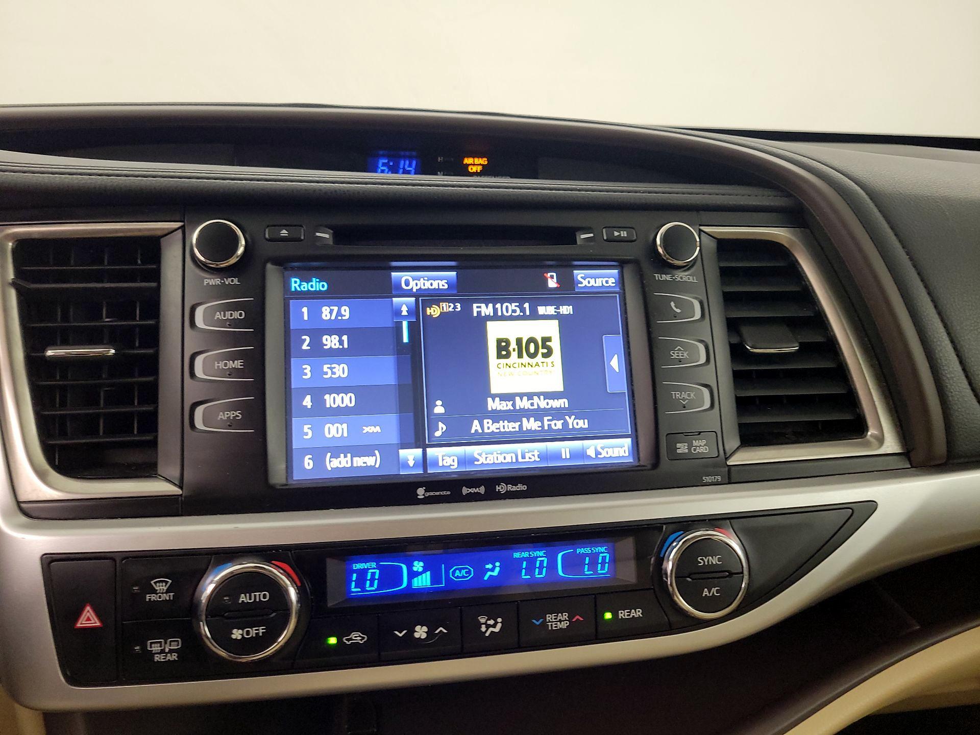 Thumbnail: 2018 Toyota Highlander - 15