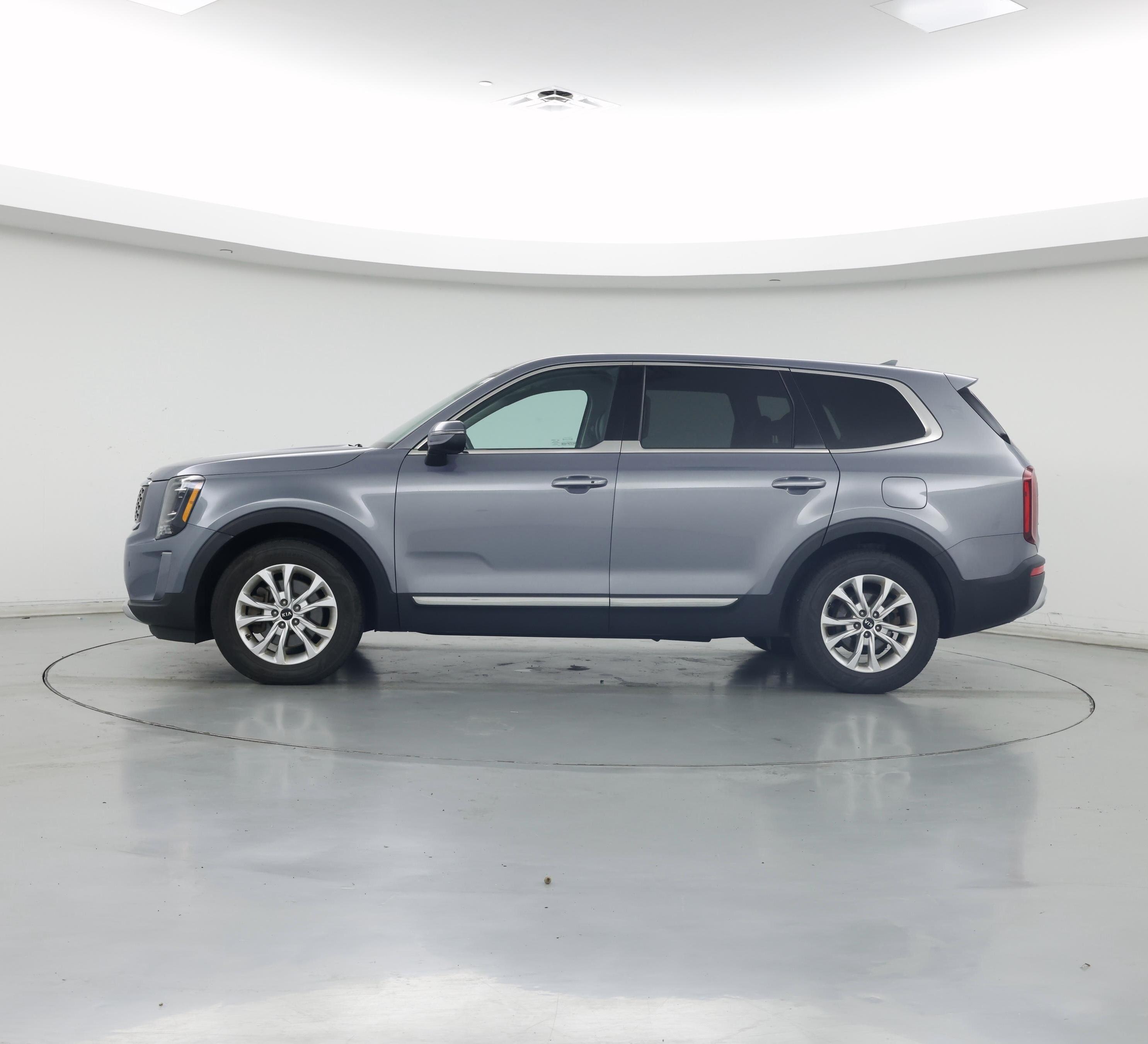 Thumbnail: 2021 Kia Telluride - 3