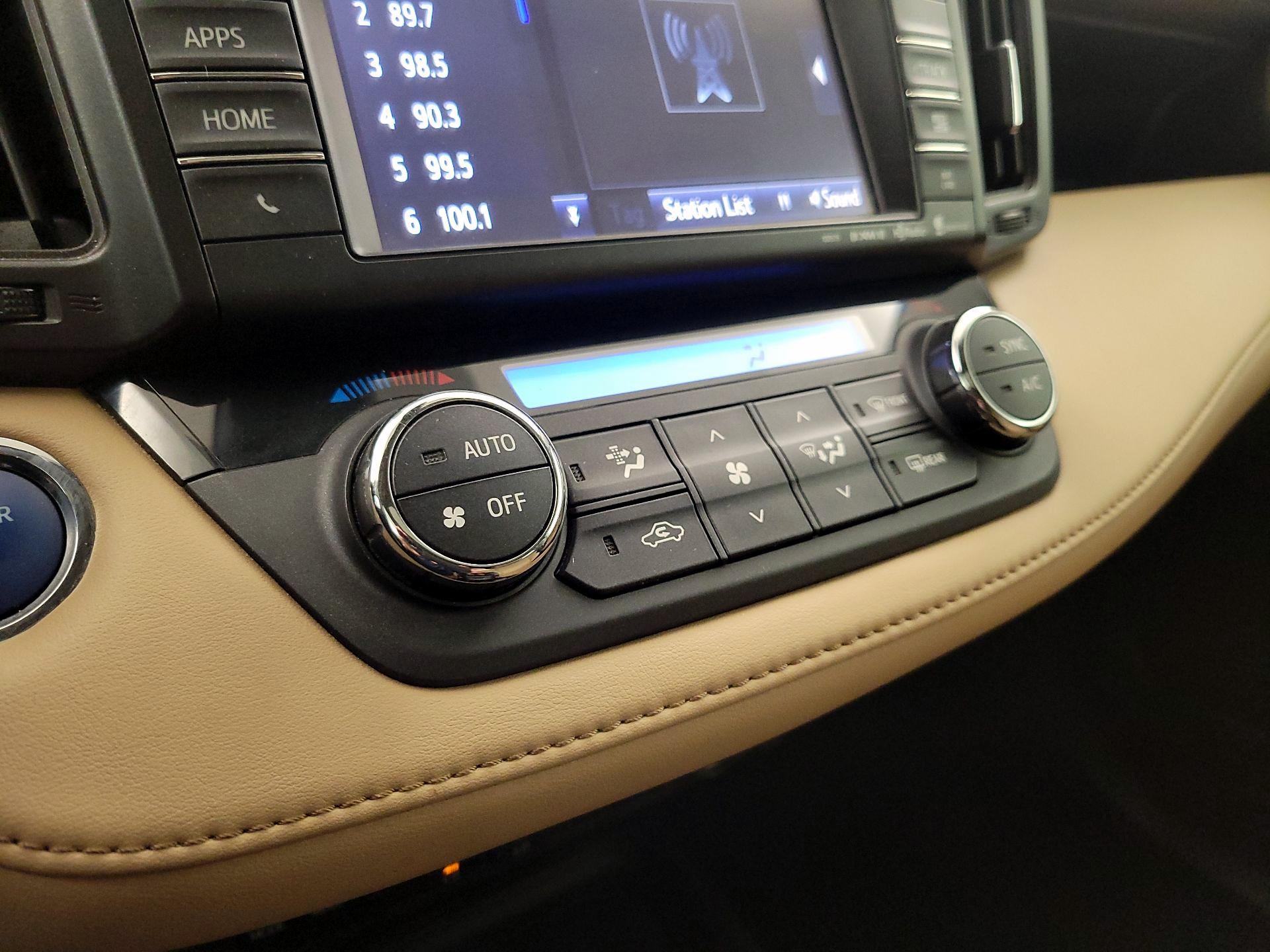 Thumbnail: 2016 Toyota RAV4 - 16