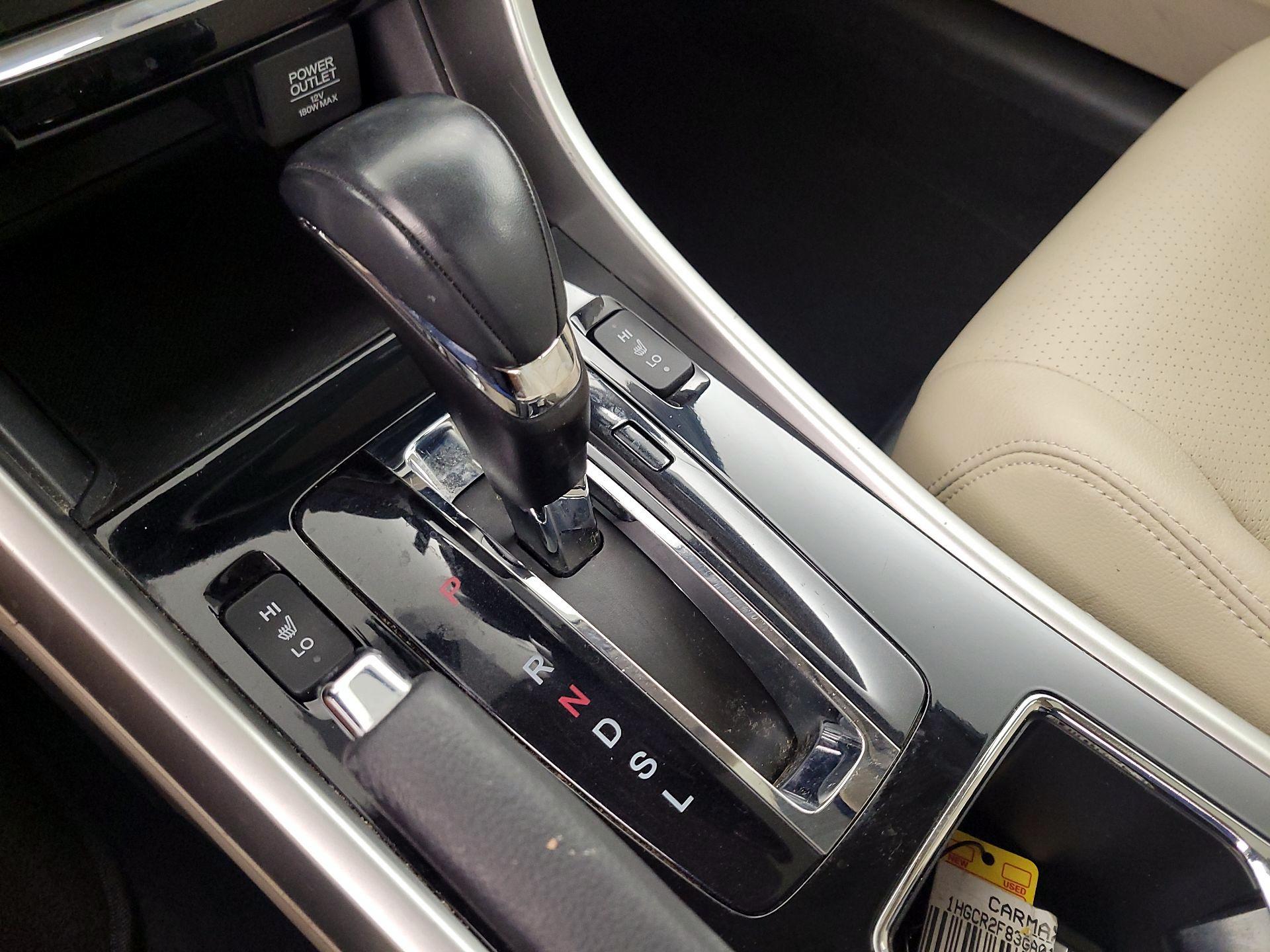 Thumbnail: 2016 Honda Accord - 17