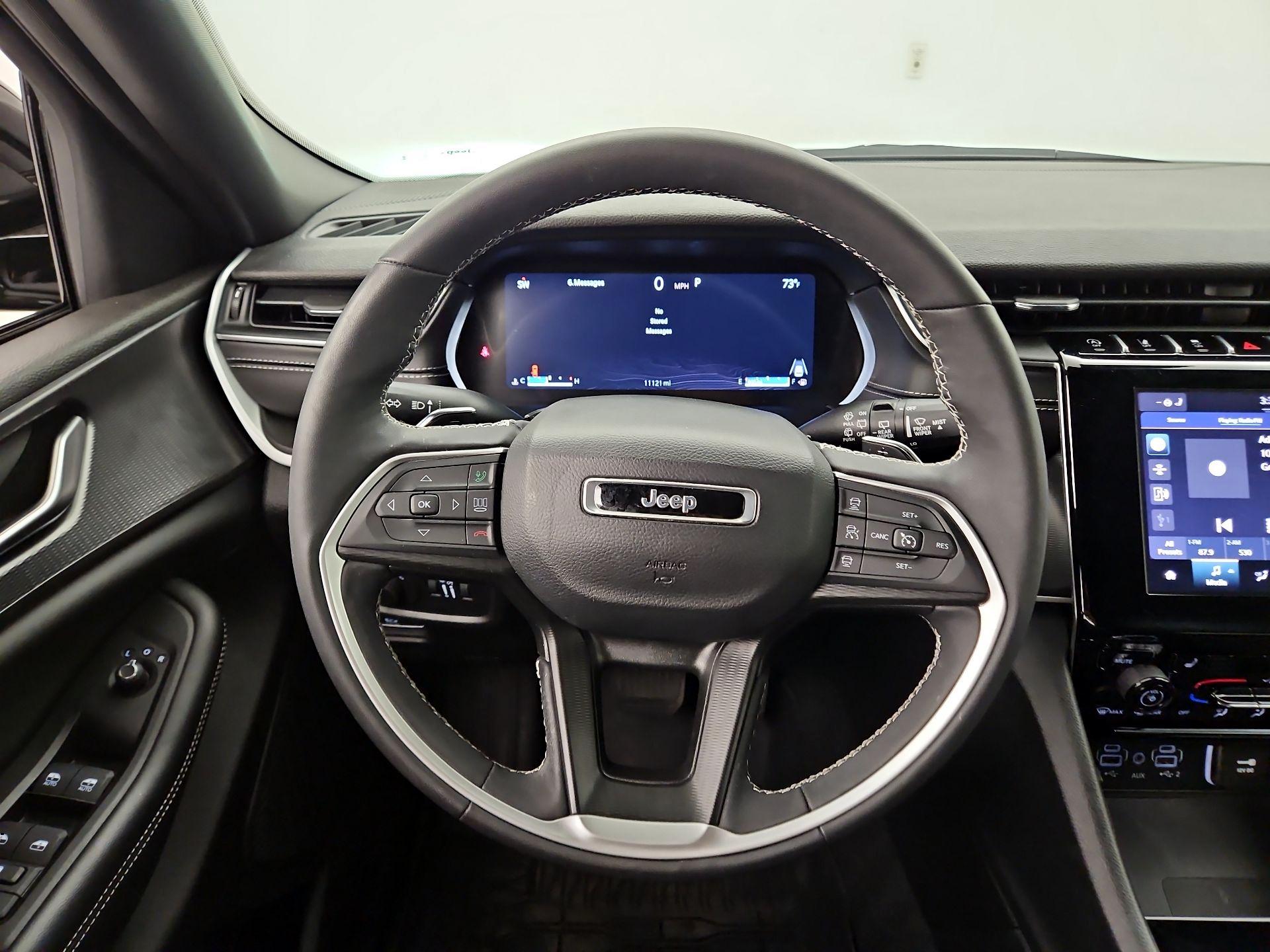 Thumbnail: 2024 Jeep Grand Cherokee - 10