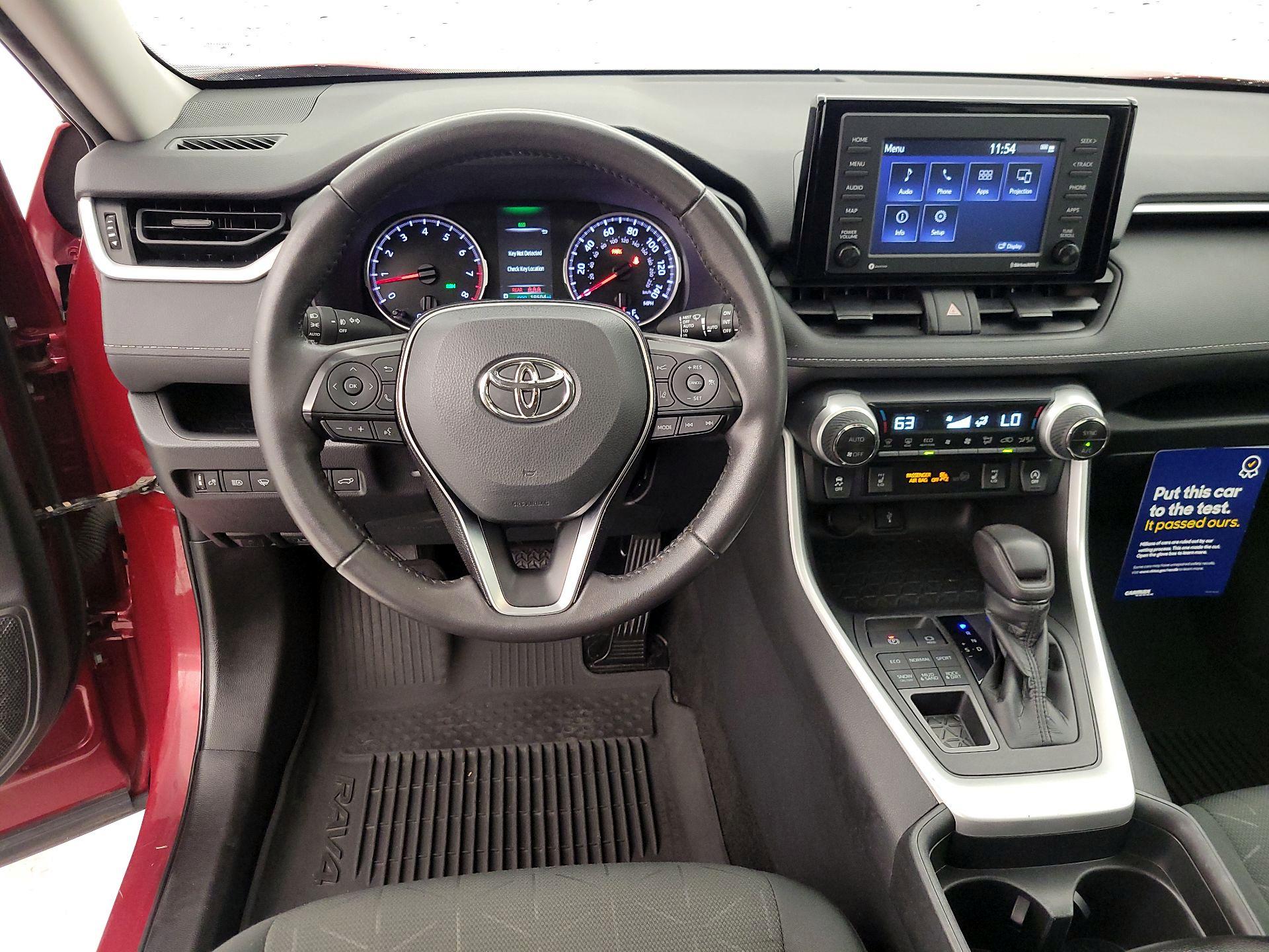 Thumbnail: 2021 Toyota RAV4 - 10