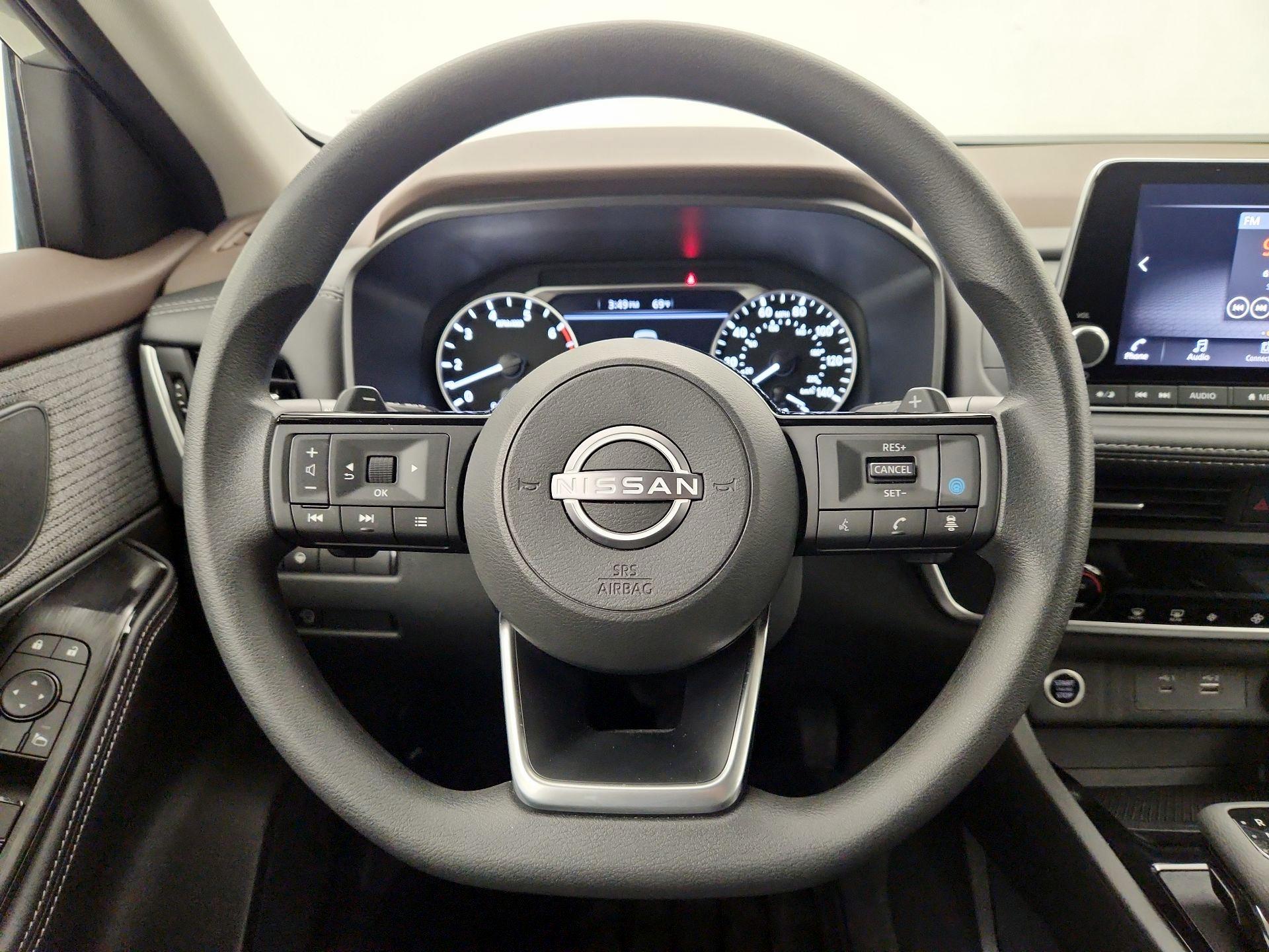 Thumbnail: 2023 Nissan Rogue - 10