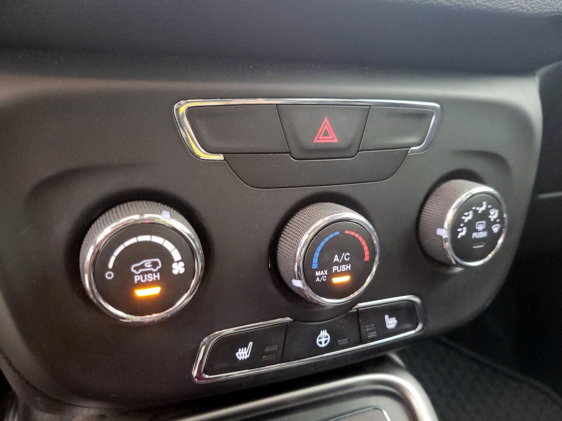 Thumbnail: 2018 Jeep Compass - 16