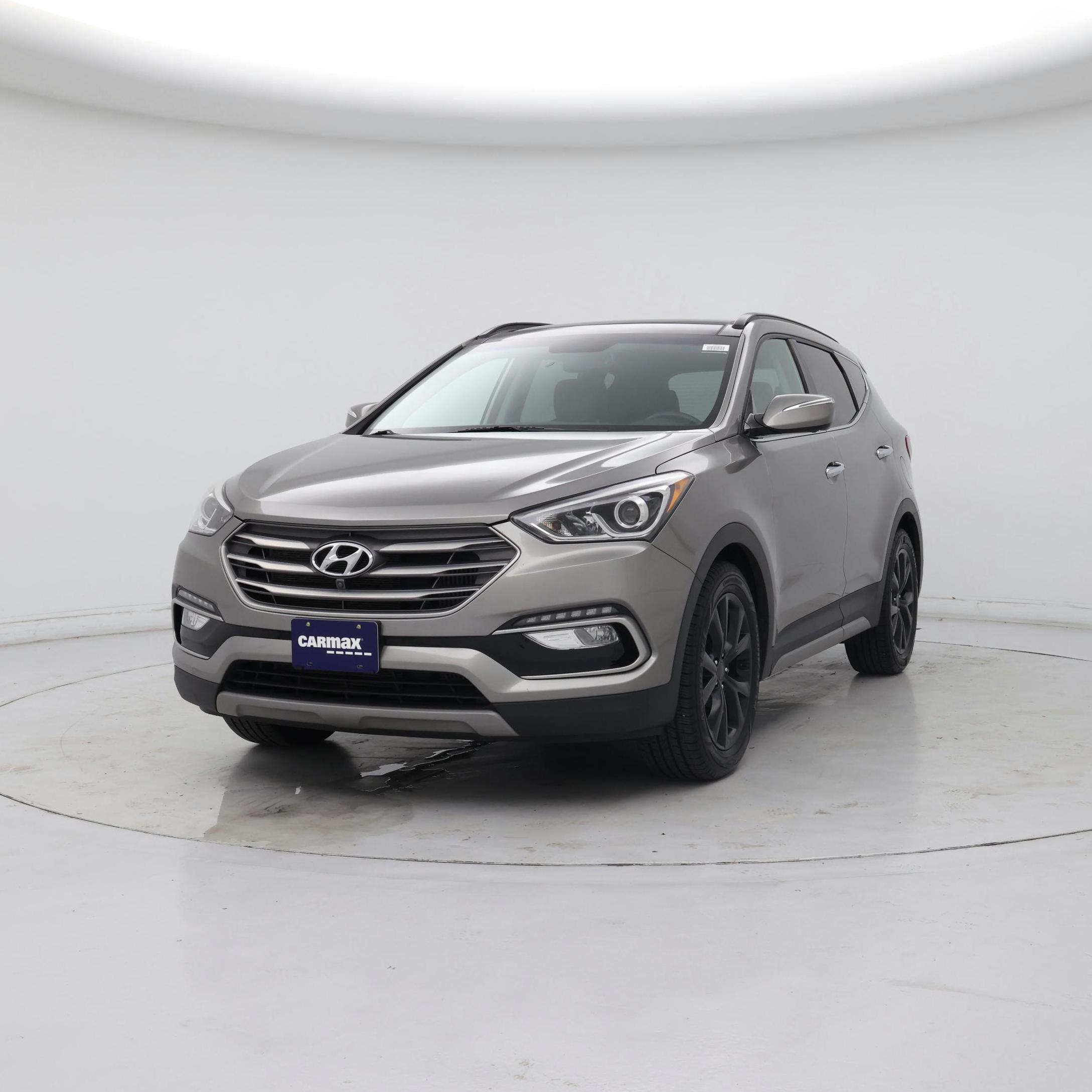 Thumbnail: 2017 Hyundai Santa Fe - 4