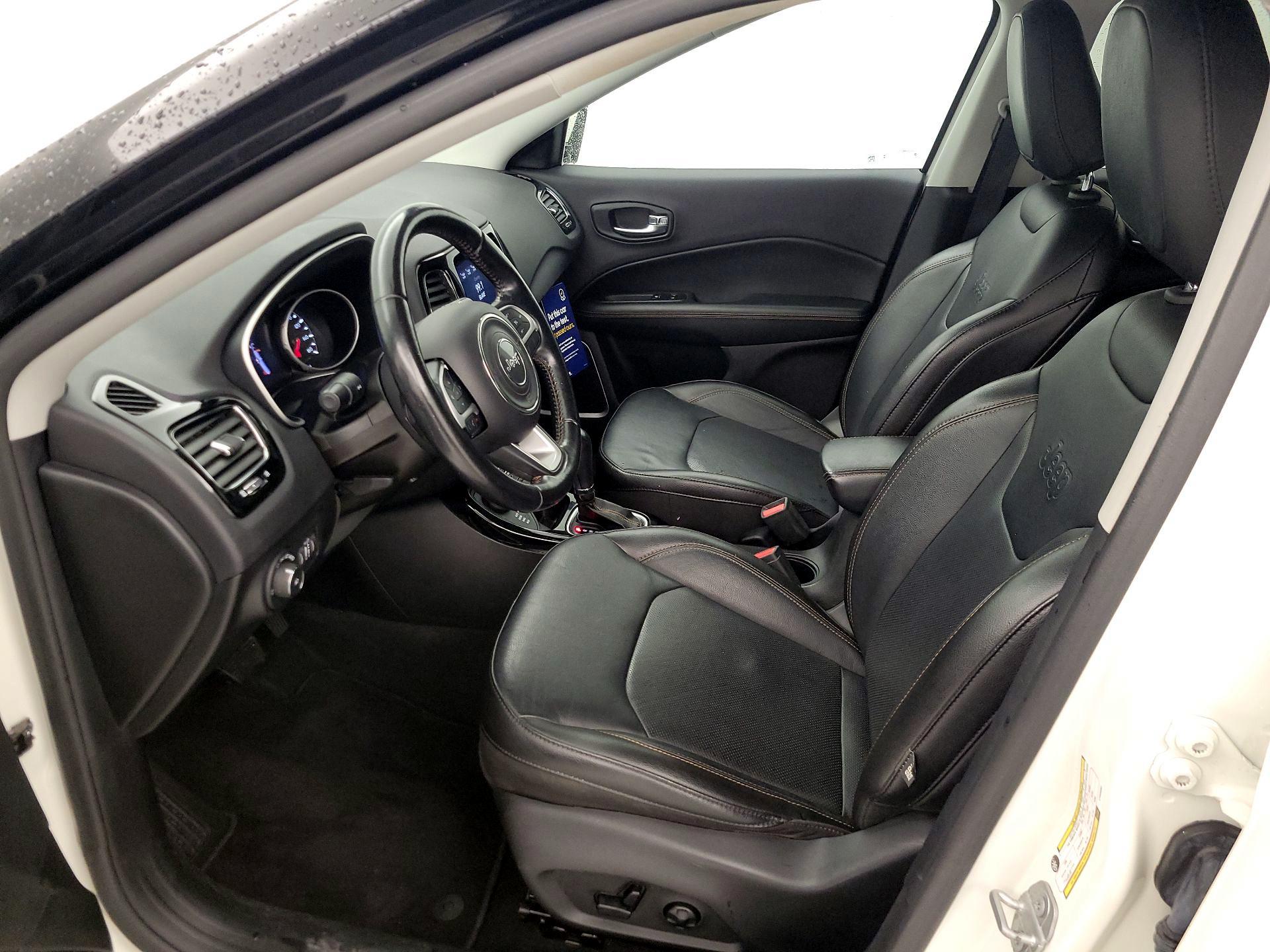 Thumbnail: 2020 Jeep Compass - 11