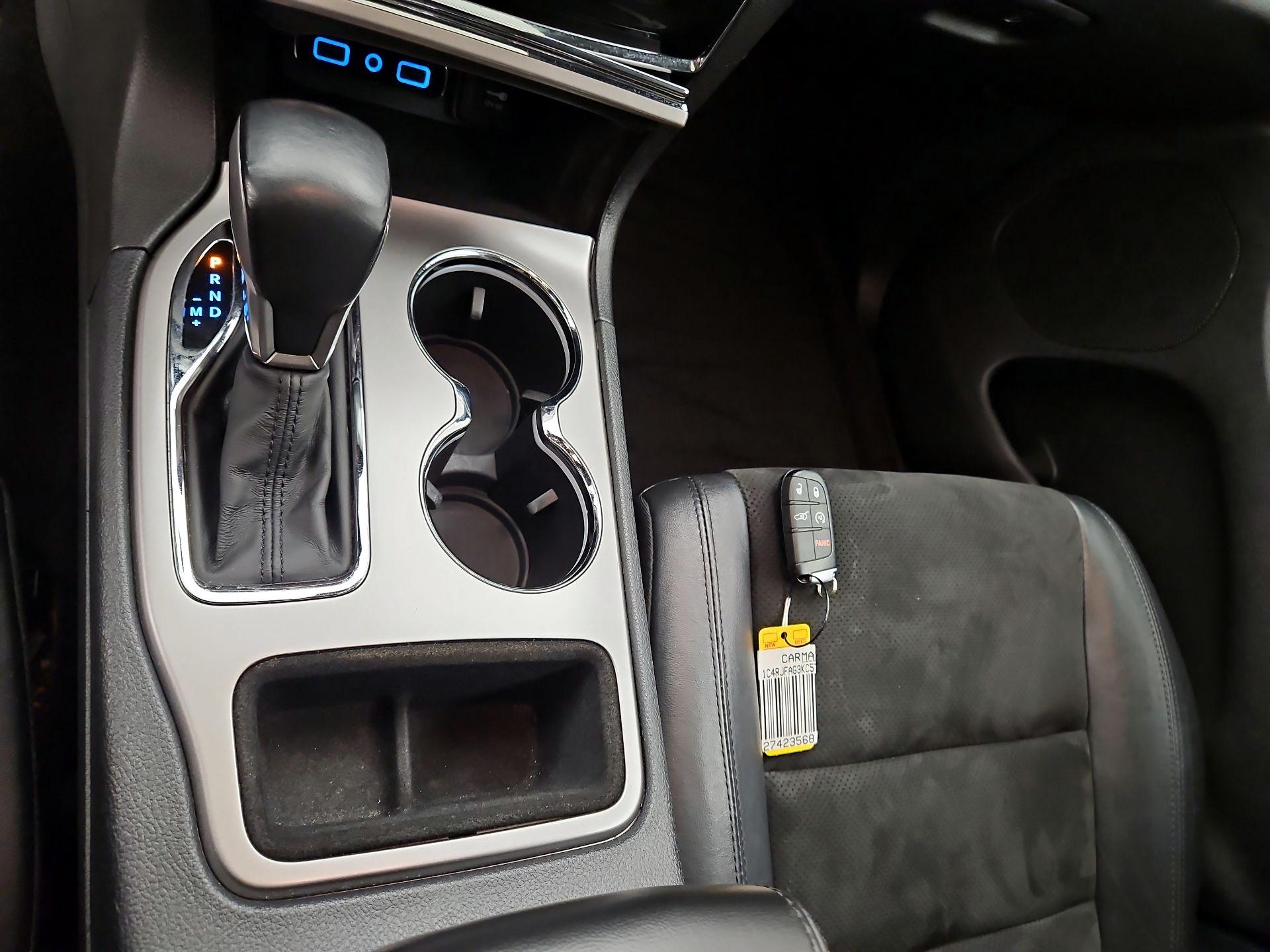 Thumbnail: 2019 Jeep Grand Cherokee - 18