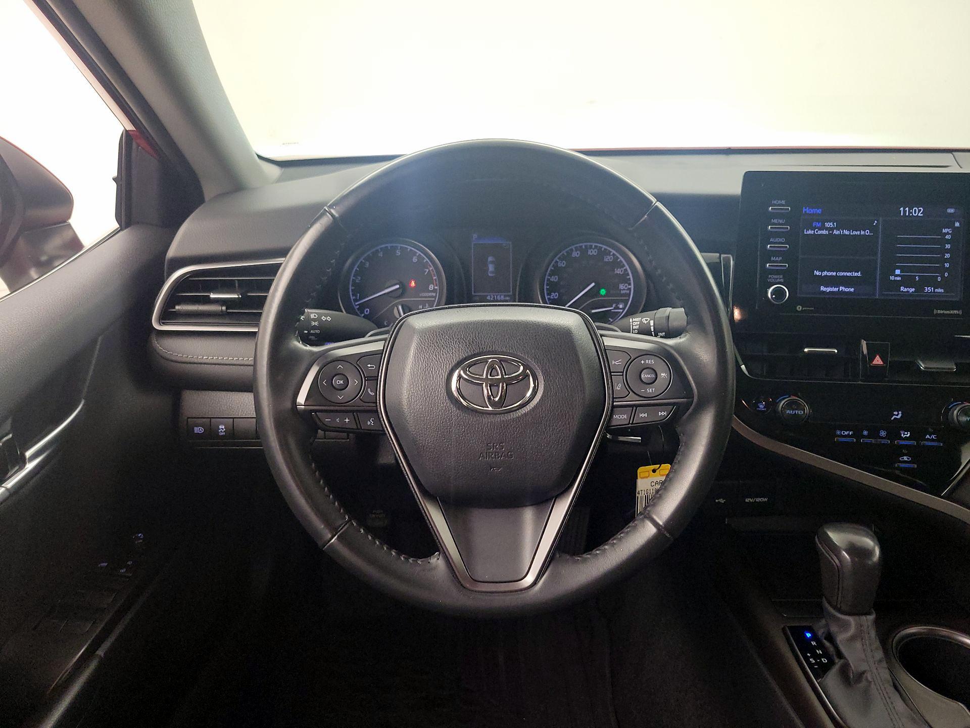 Thumbnail: 2022 Toyota Camry - 10