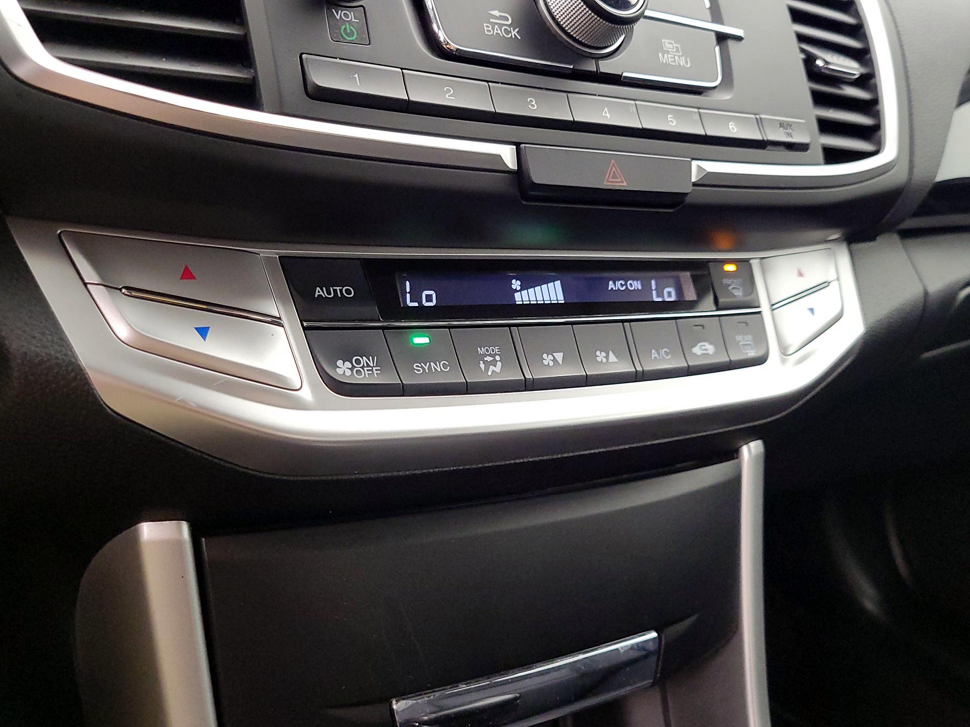 Thumbnail: 2014 Honda Accord - 16