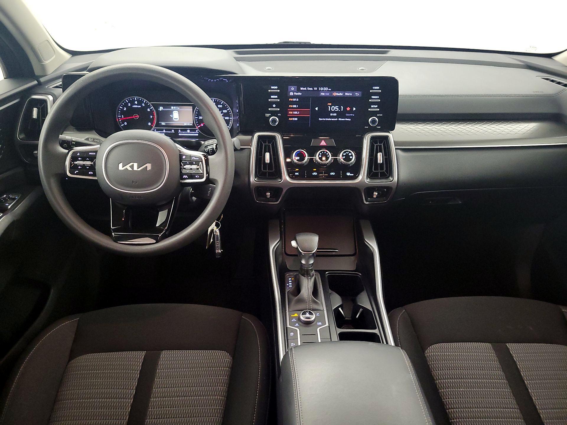 Thumbnail: 2022 Kia Sorento - 9