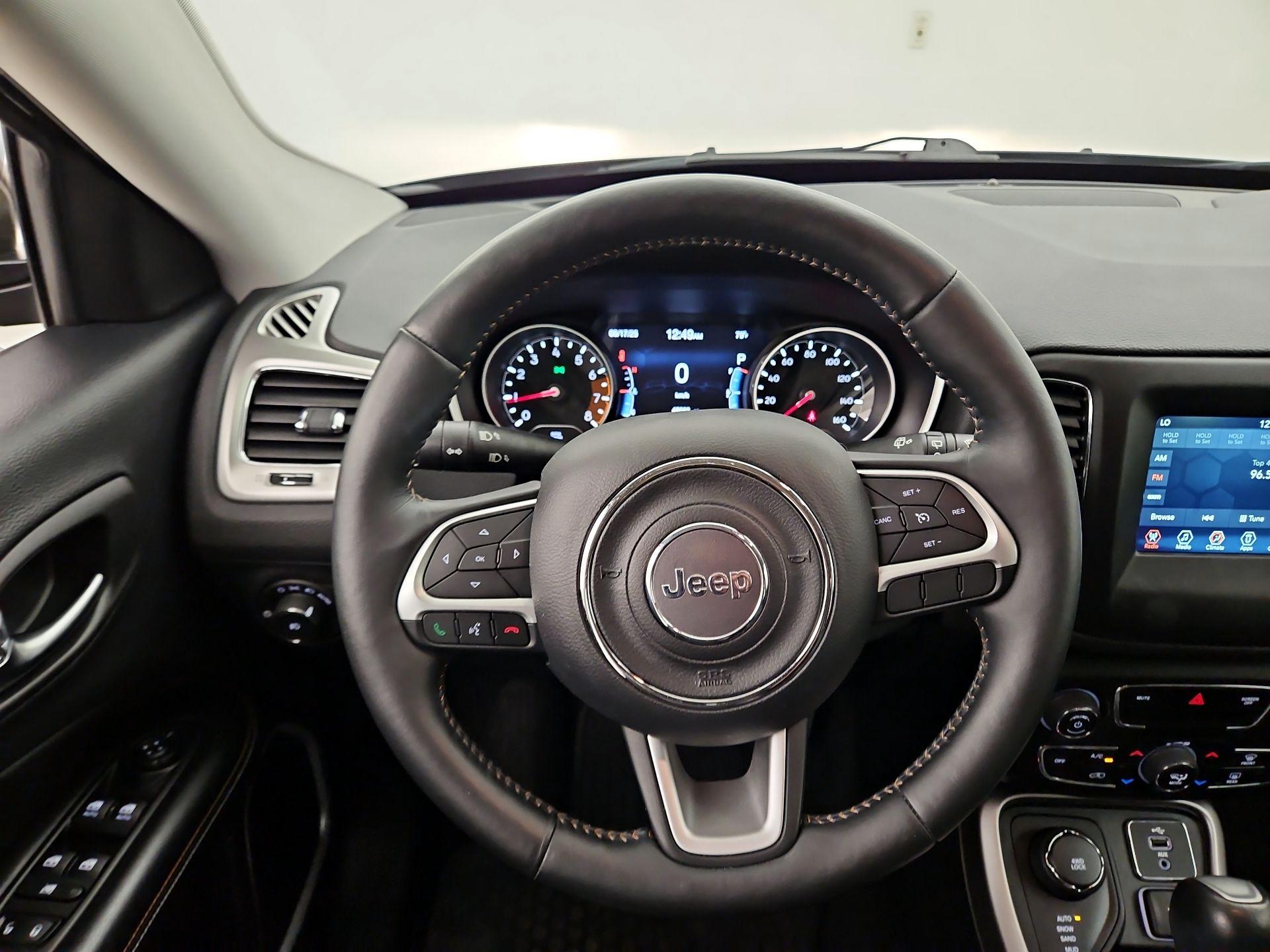 Thumbnail: 2018 Jeep Compass - 10