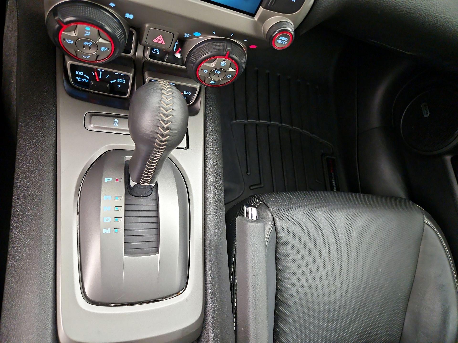 Thumbnail: 2015 Chevrolet Camaro - 18