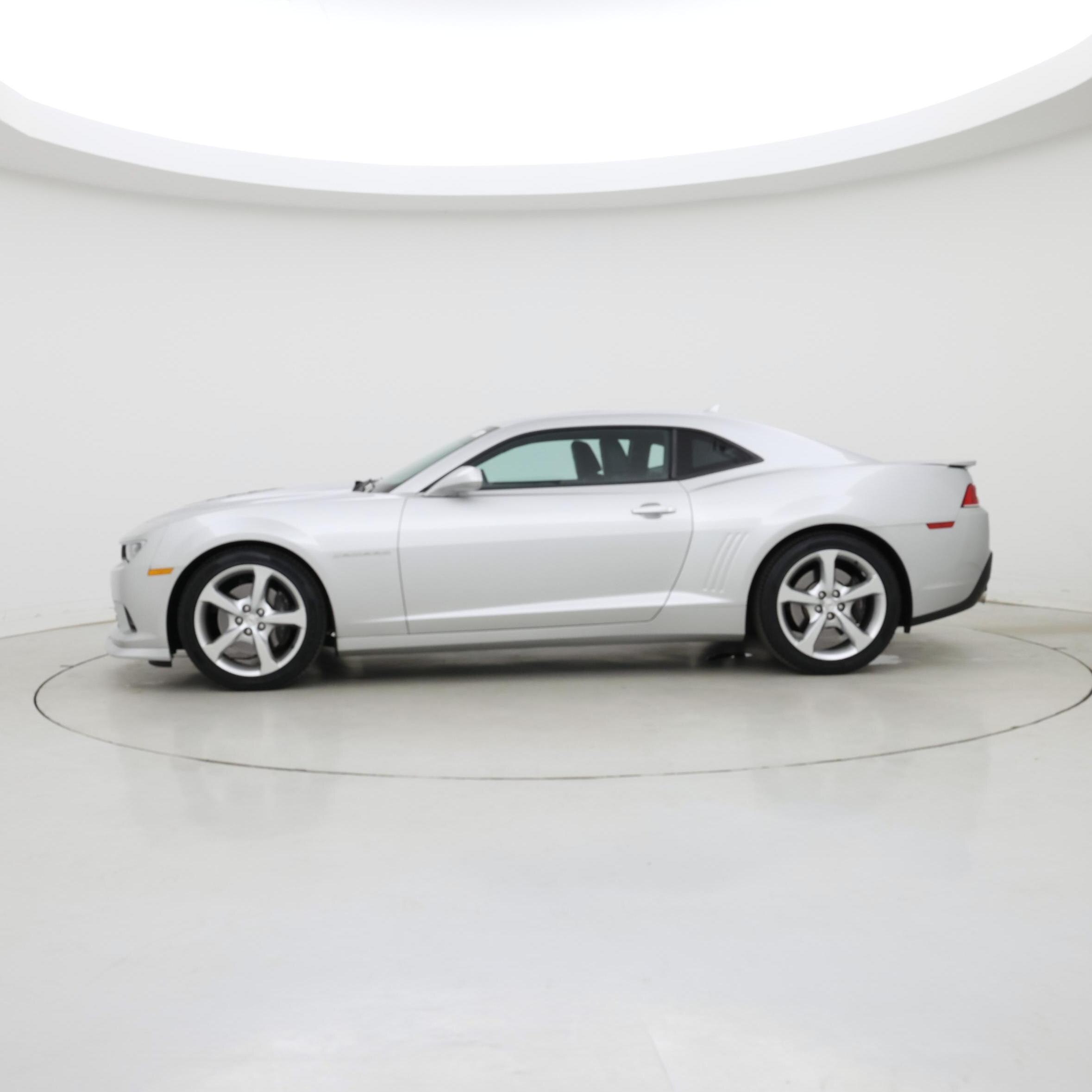 Thumbnail: 2015 Chevrolet Camaro - 3