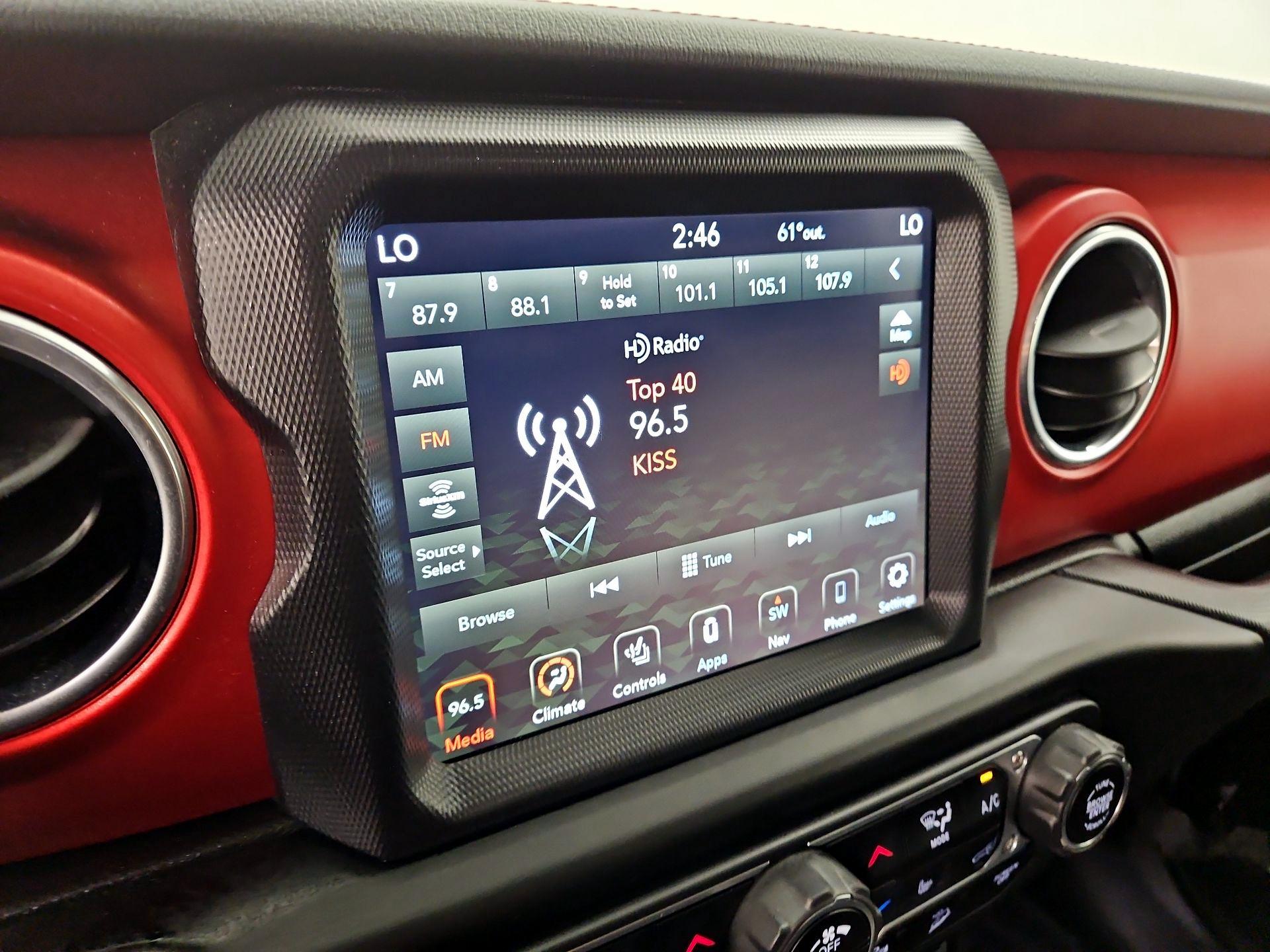 Thumbnail: 2020 Jeep Wrangler - 16