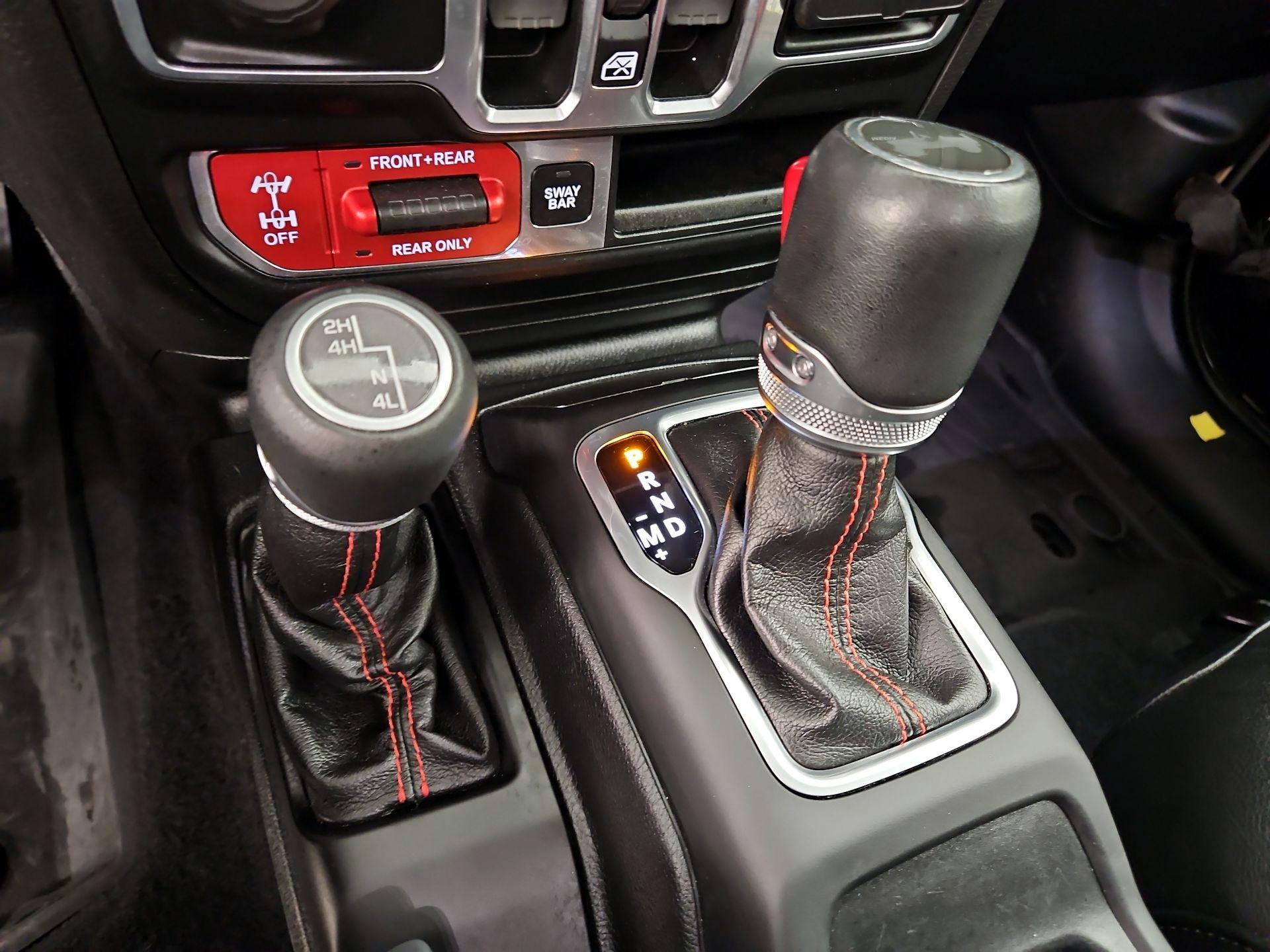 Thumbnail: 2020 Jeep Wrangler - 18