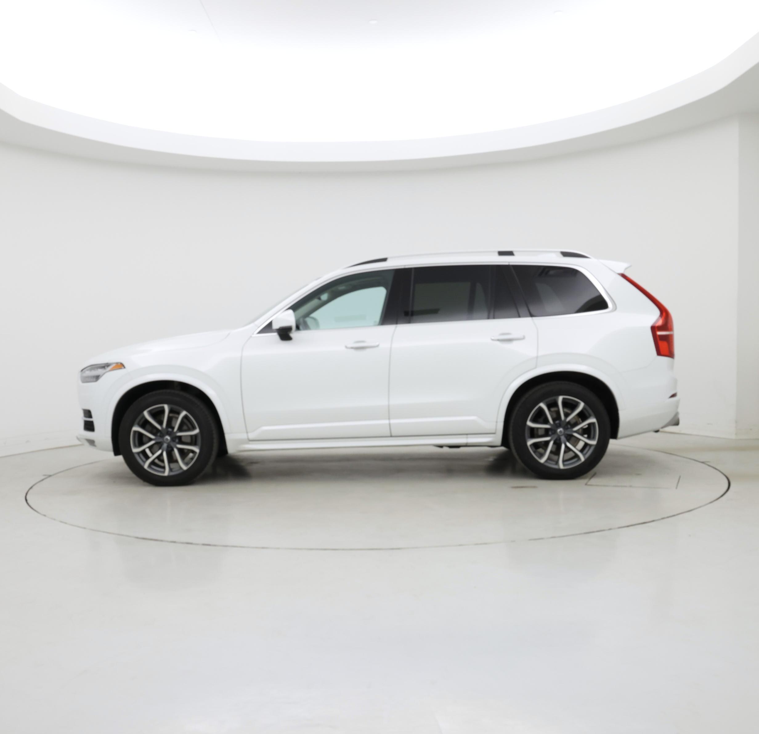 Thumbnail: 2019 Volvo XC90 - 3