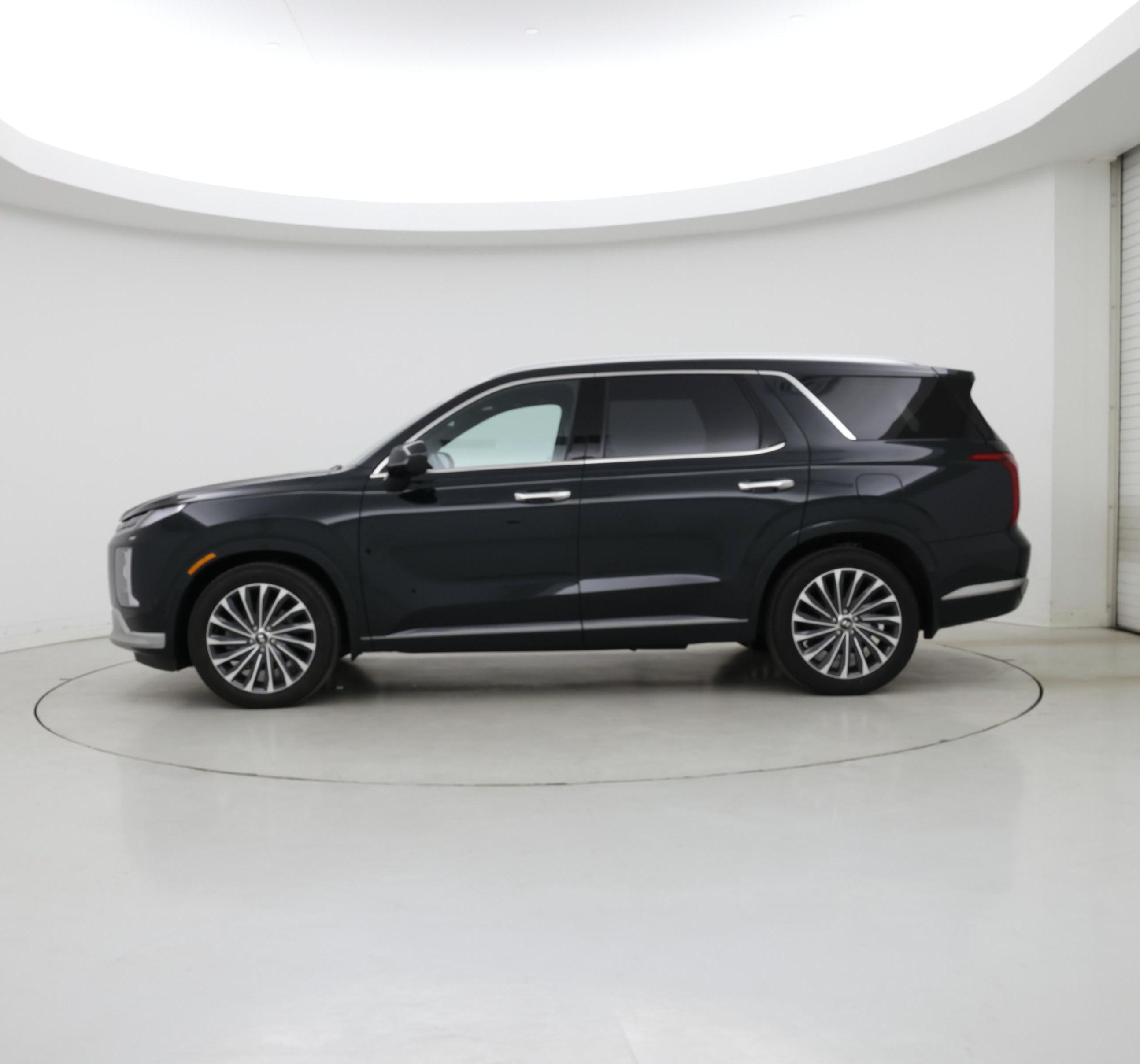 Thumbnail: 2023 Hyundai Palisade - 3