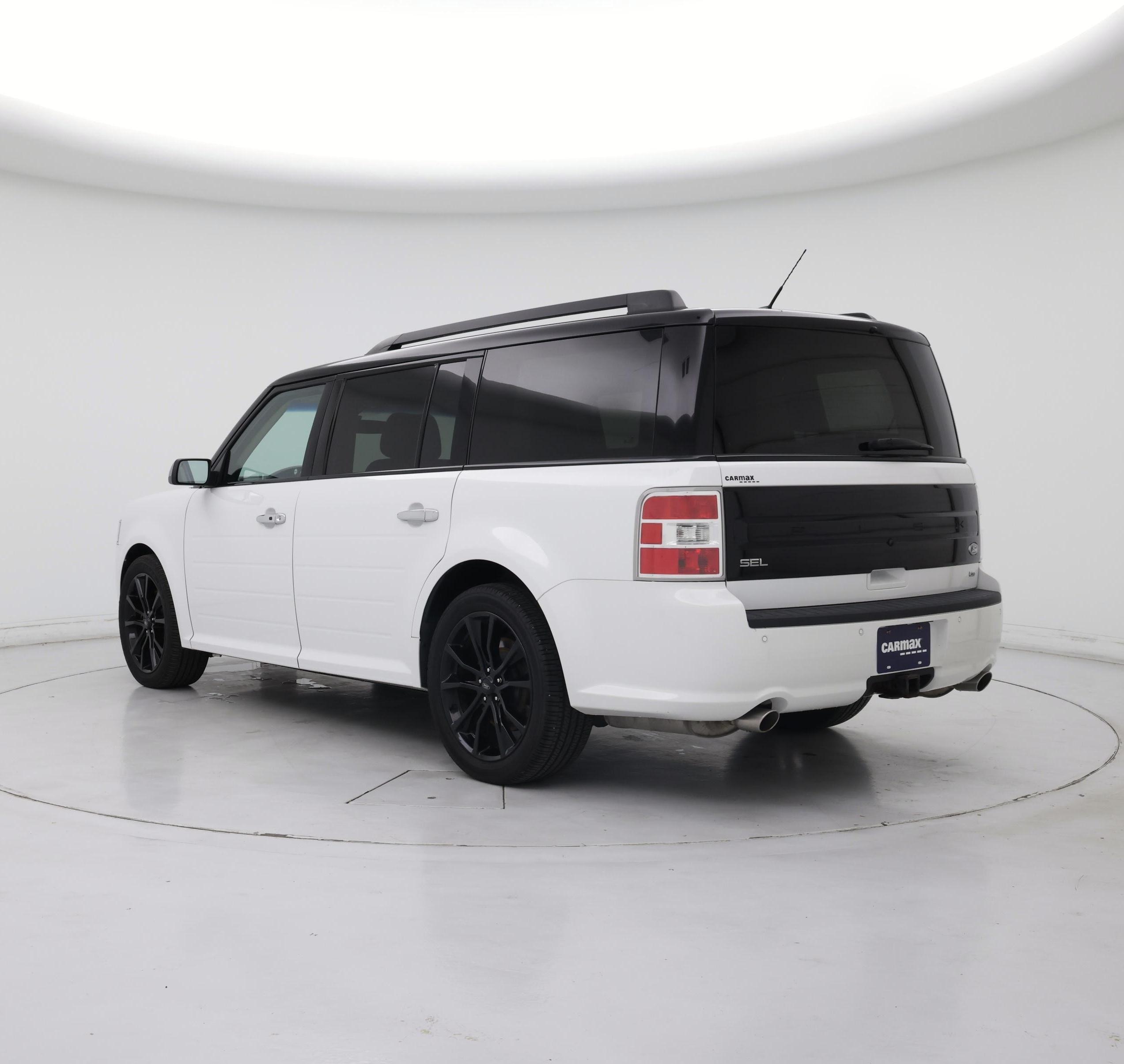 Thumbnail: 2019 Ford Flex - 2