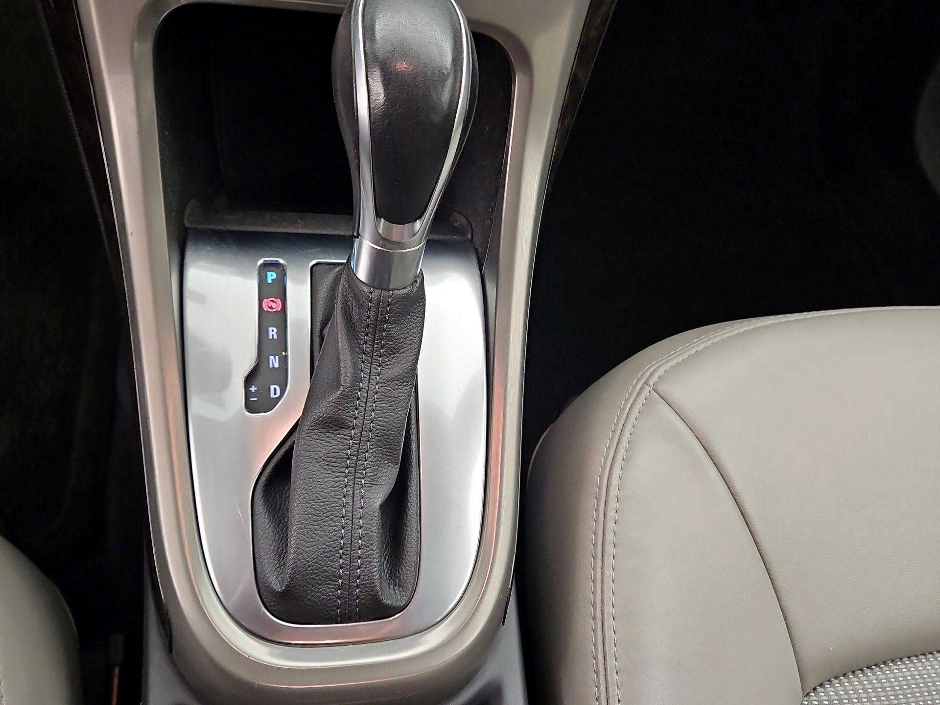 Thumbnail: 2016 Buick Verano - 17