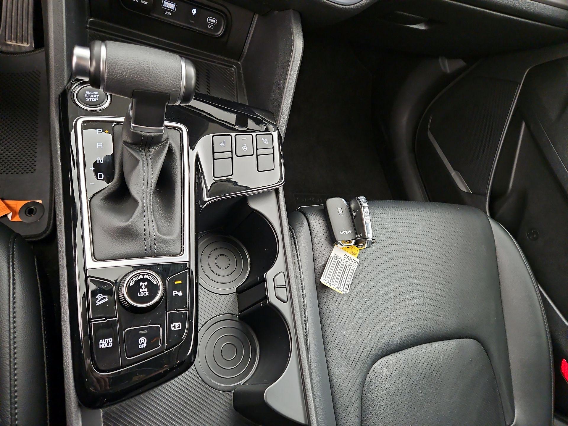 Thumbnail: 2023 Kia Sportage - 18