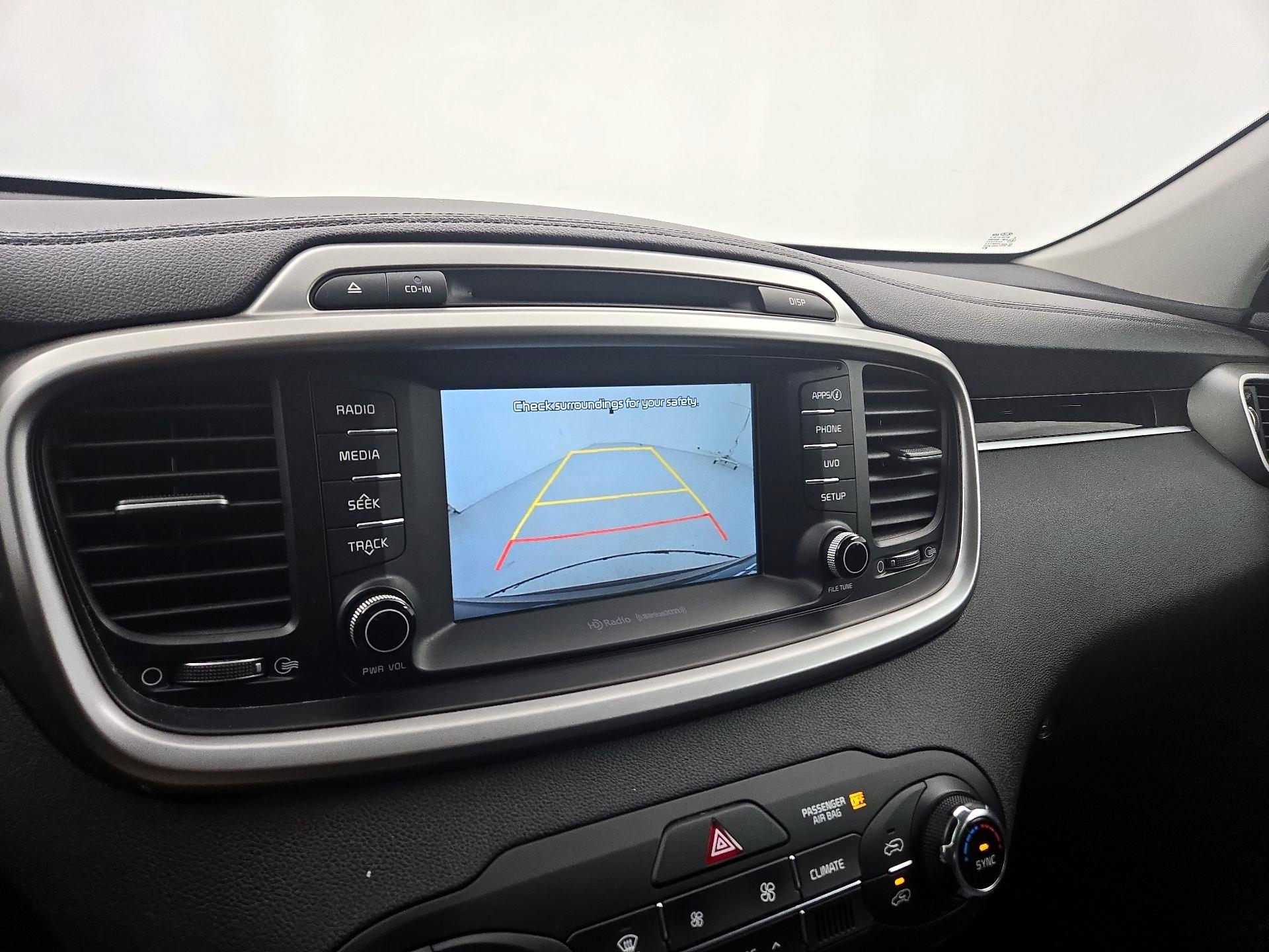 Thumbnail: 2017 Kia Sorento - 14