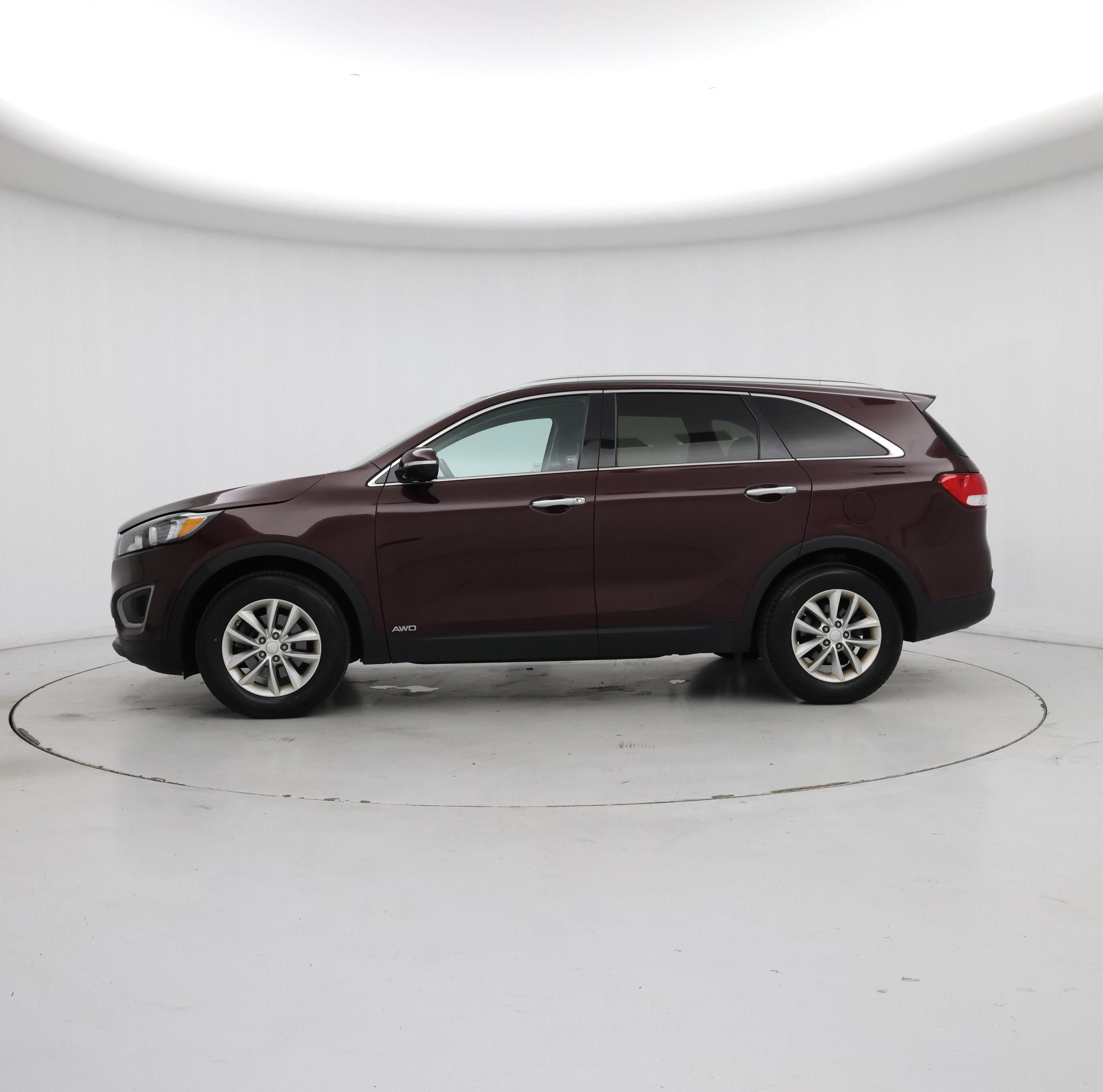 Thumbnail: 2017 Kia Sorento - 3