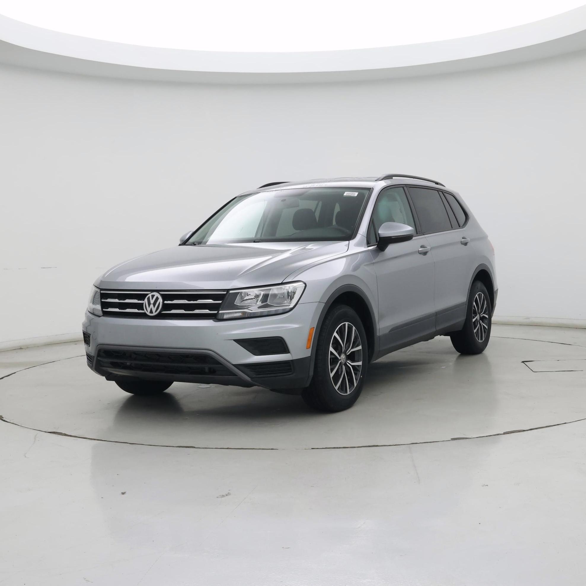 Thumbnail: 2021 Volkswagen Tiguan - 4