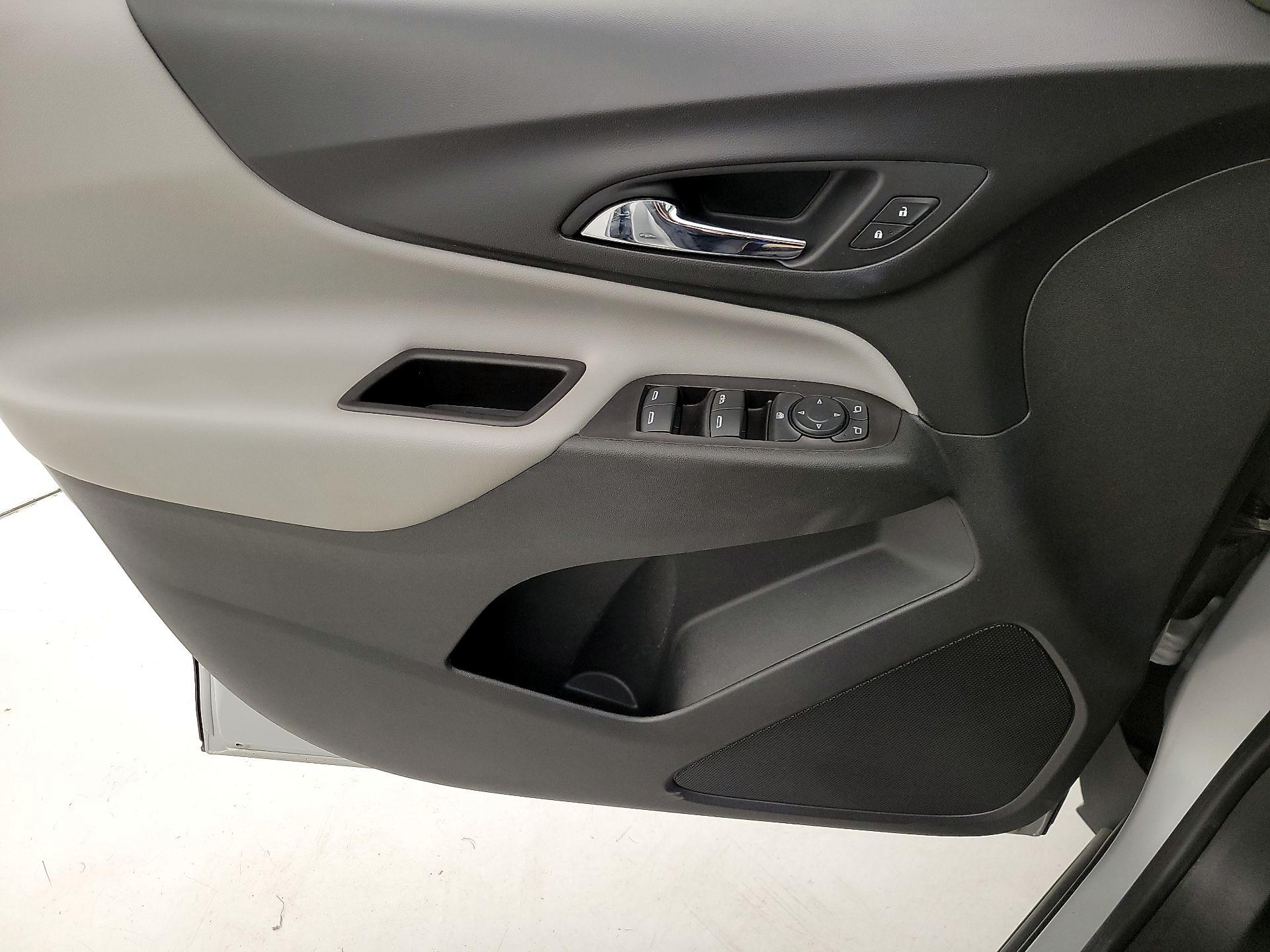 Thumbnail: 2022 Chevrolet Equinox - 12