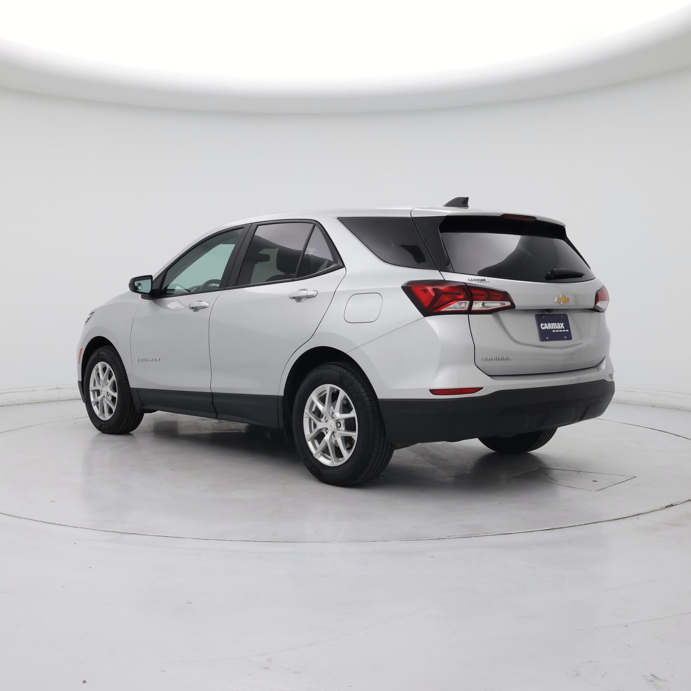 Thumbnail: 2022 Chevrolet Equinox - 2