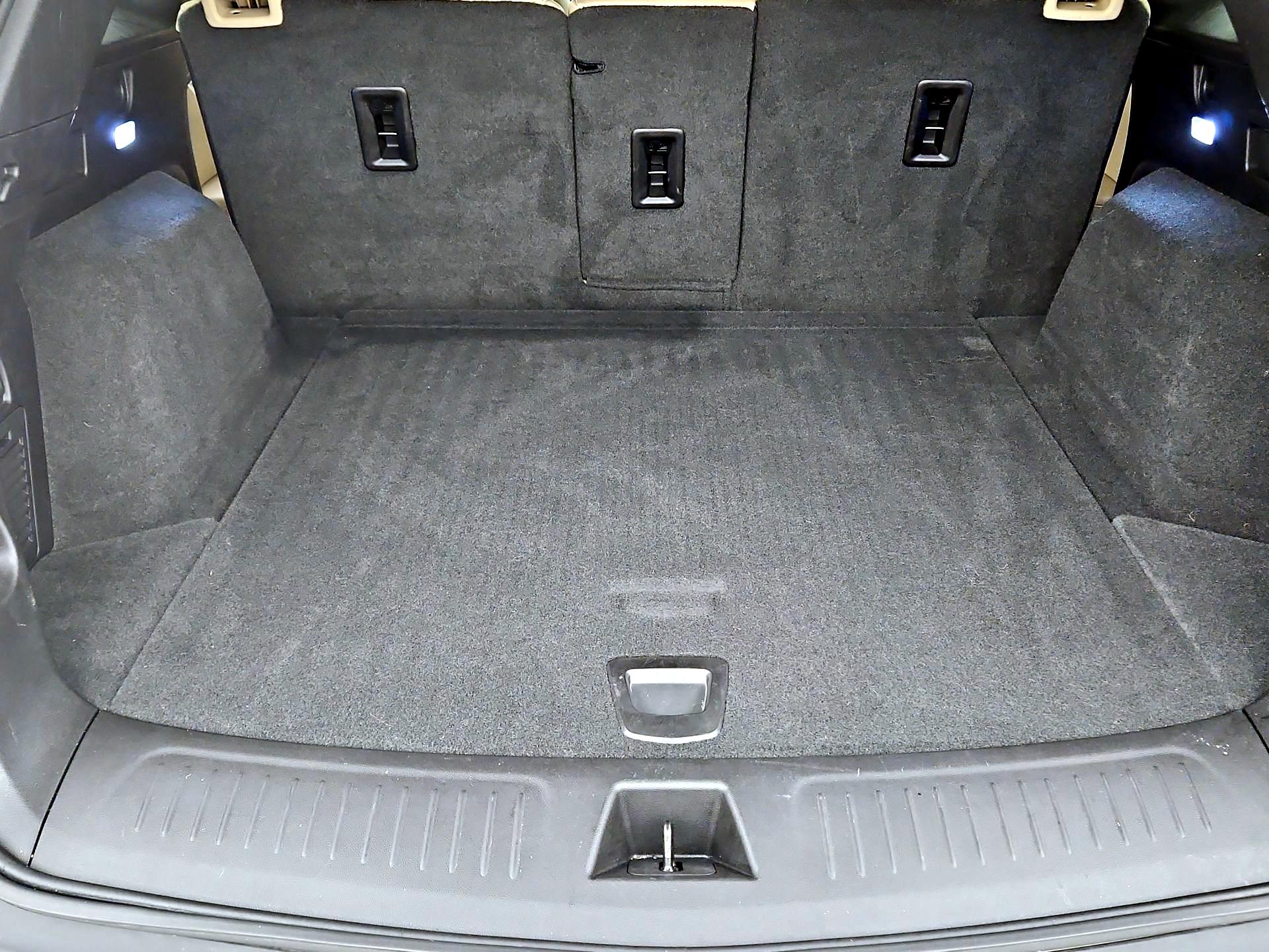 Thumbnail: 2019 Cadillac XT5 - 20
