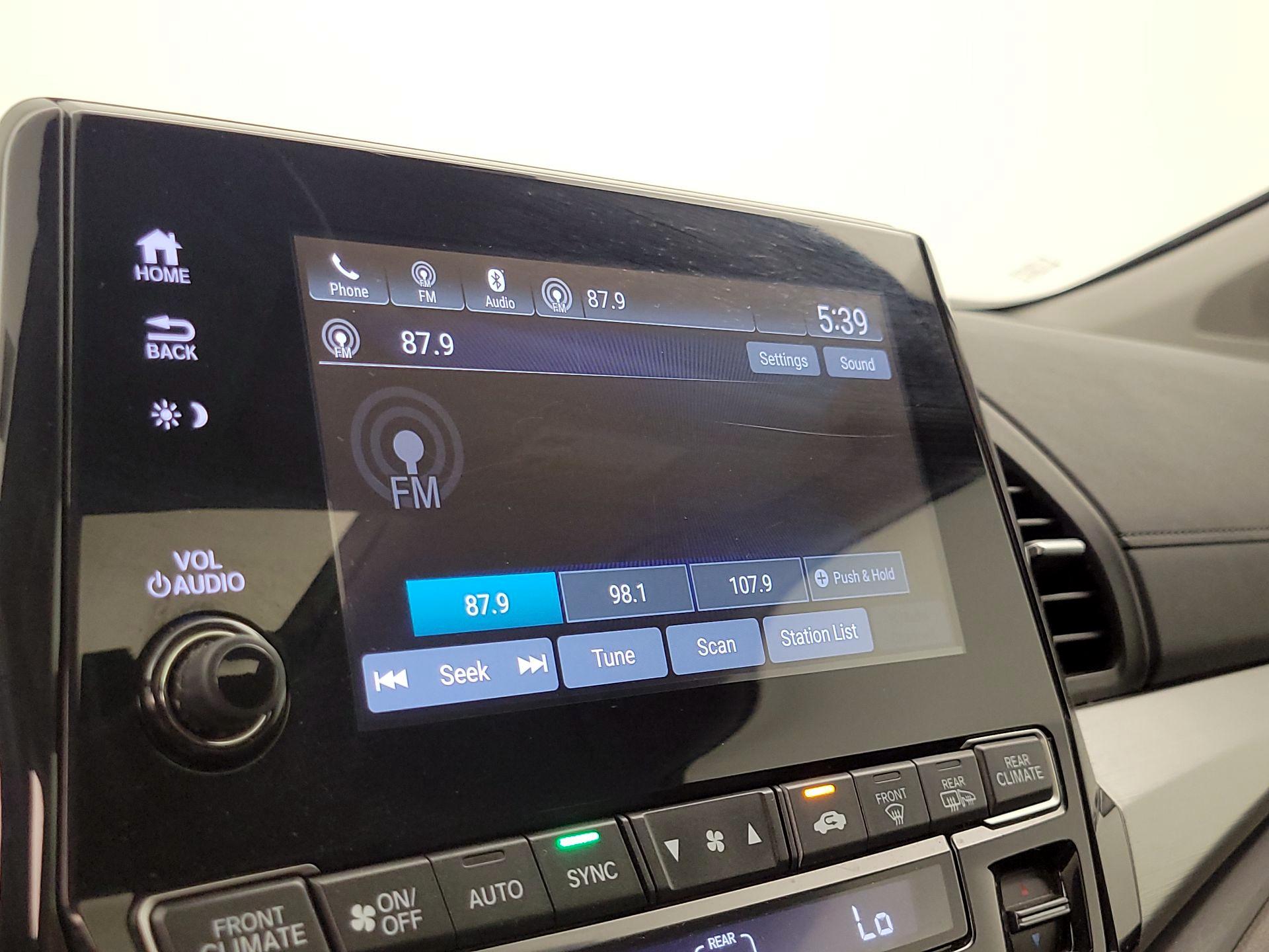 Thumbnail: 2019 Honda Odyssey - 15