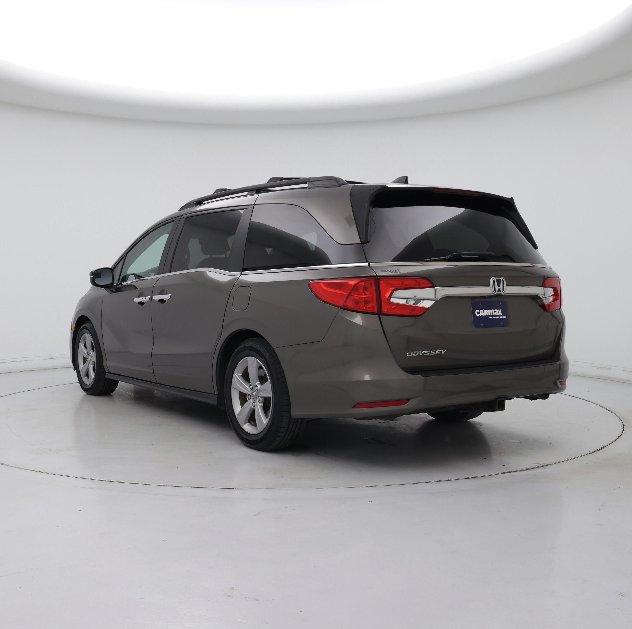 Thumbnail: 2019 Honda Odyssey - 2
