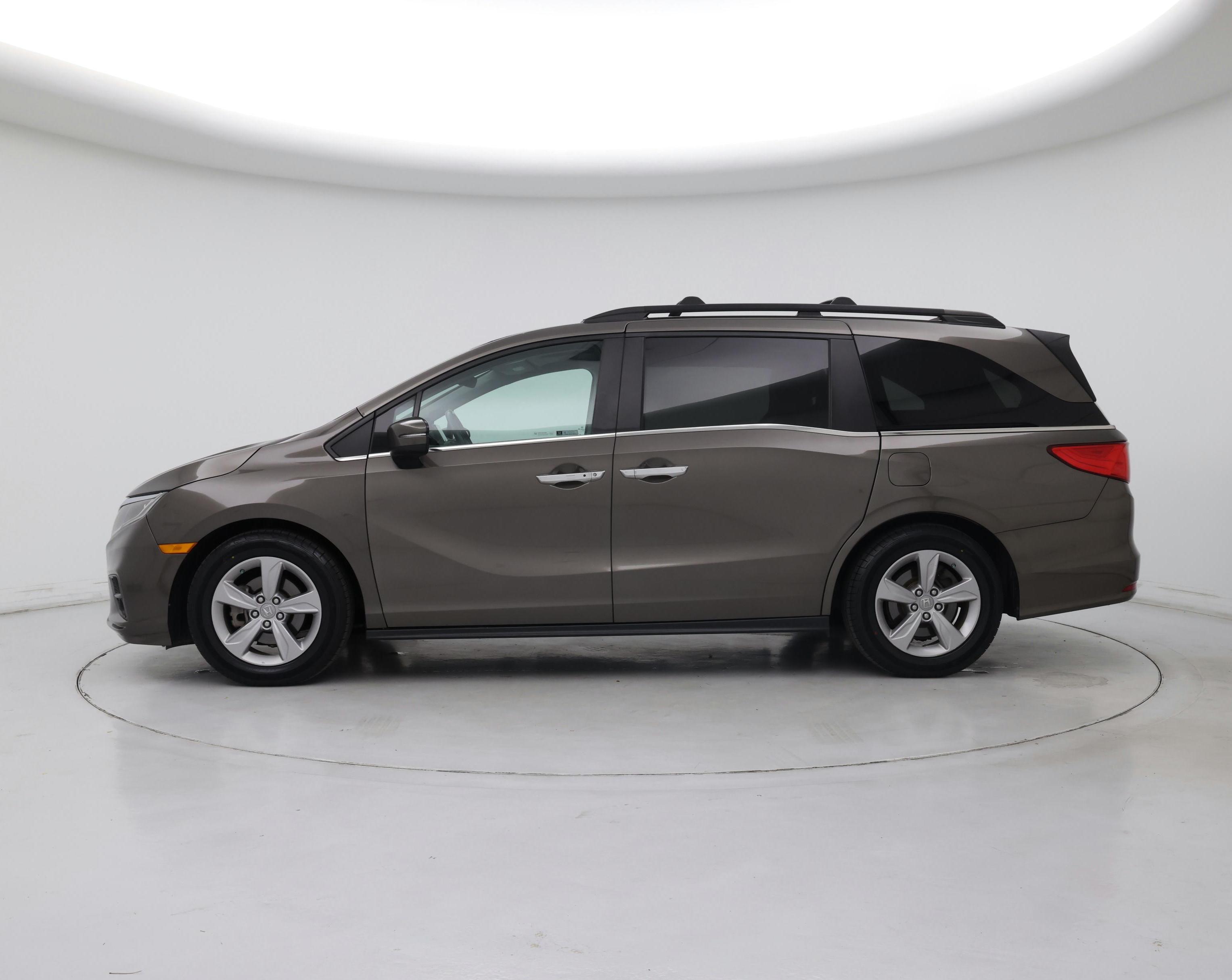 Thumbnail: 2019 Honda Odyssey - 3