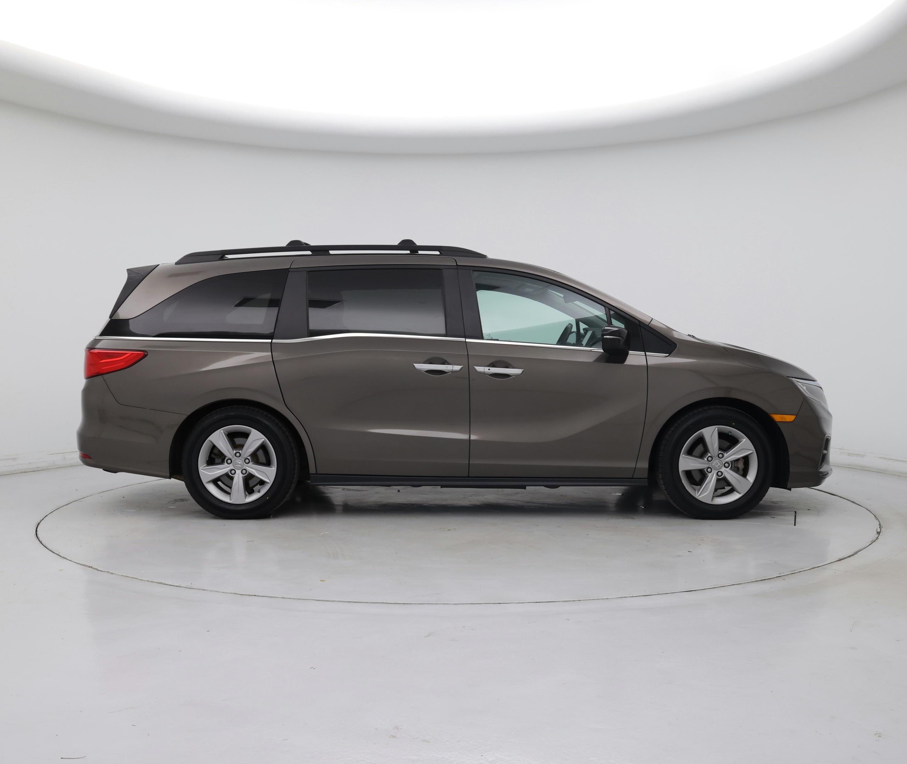Thumbnail: 2019 Honda Odyssey - 7