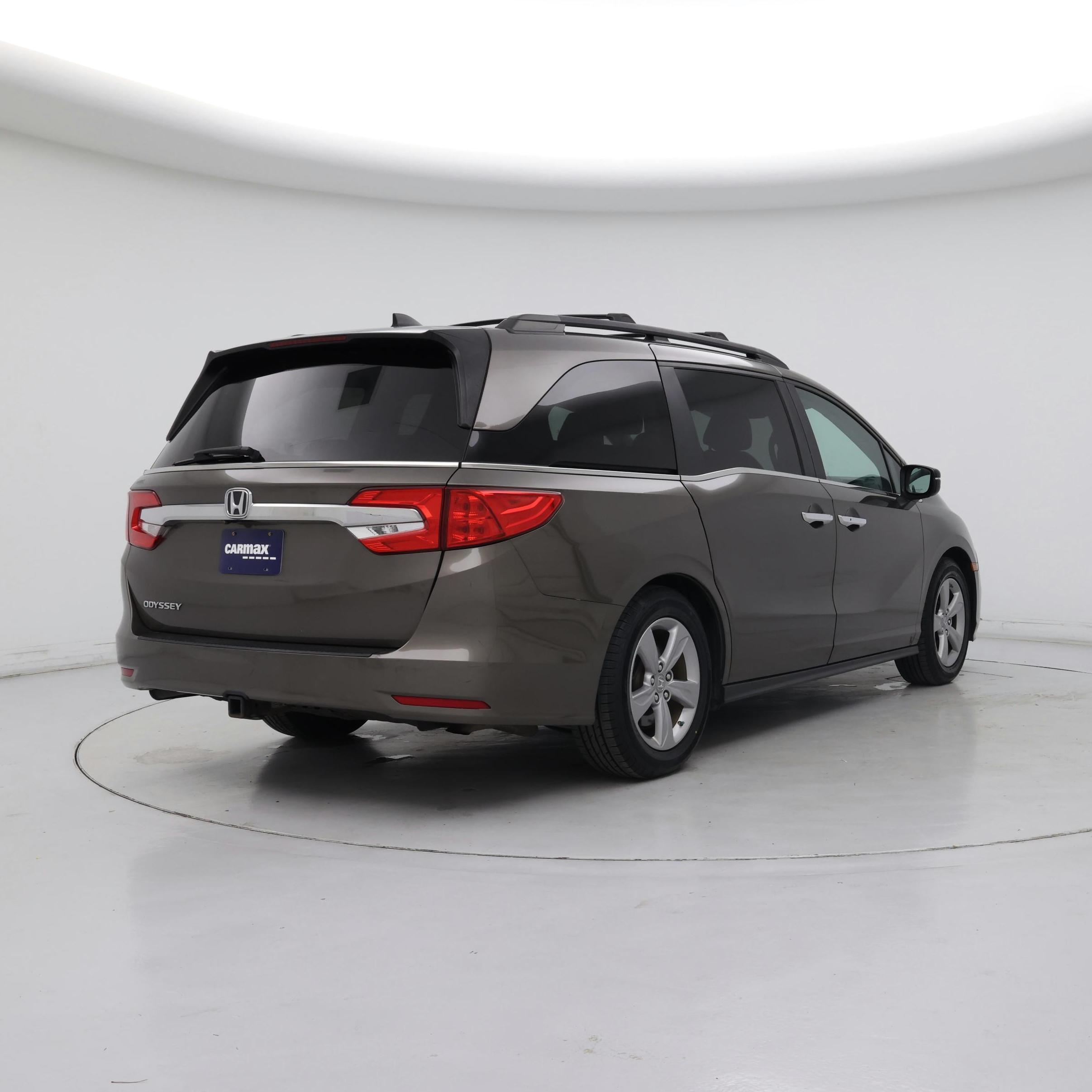 Thumbnail: 2019 Honda Odyssey - 8