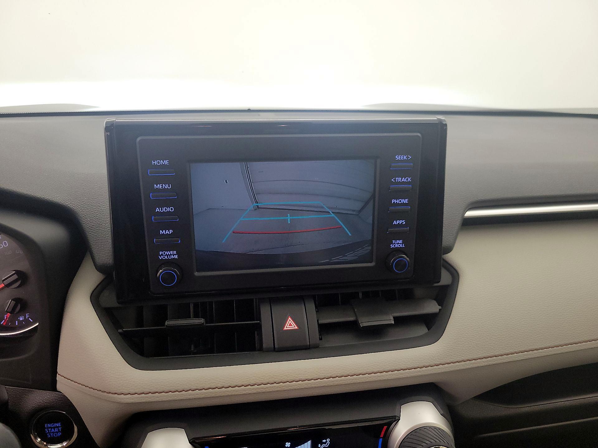 Thumbnail: 2019 Toyota RAV4 - 14
