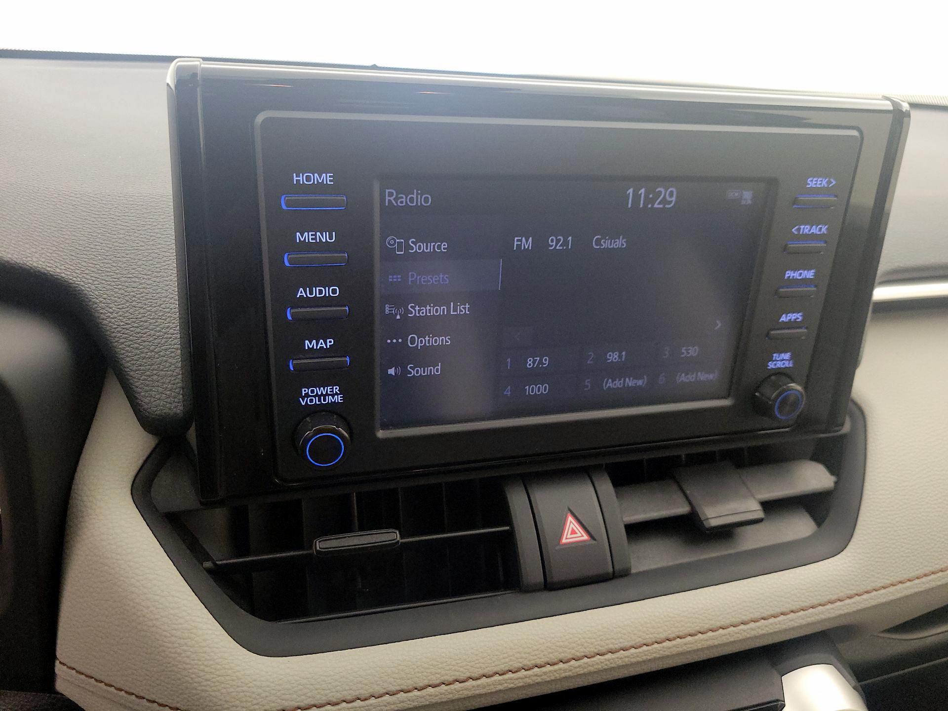 Thumbnail: 2019 Toyota RAV4 - 15