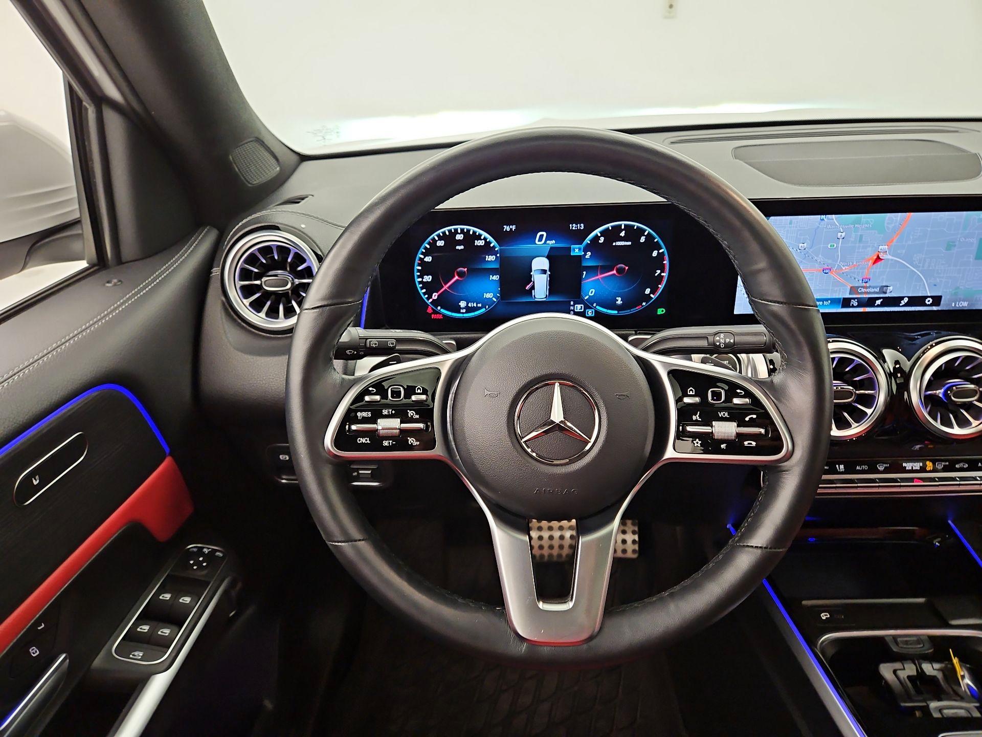 Thumbnail: 2022 Mercedes-Benz GLB - 10