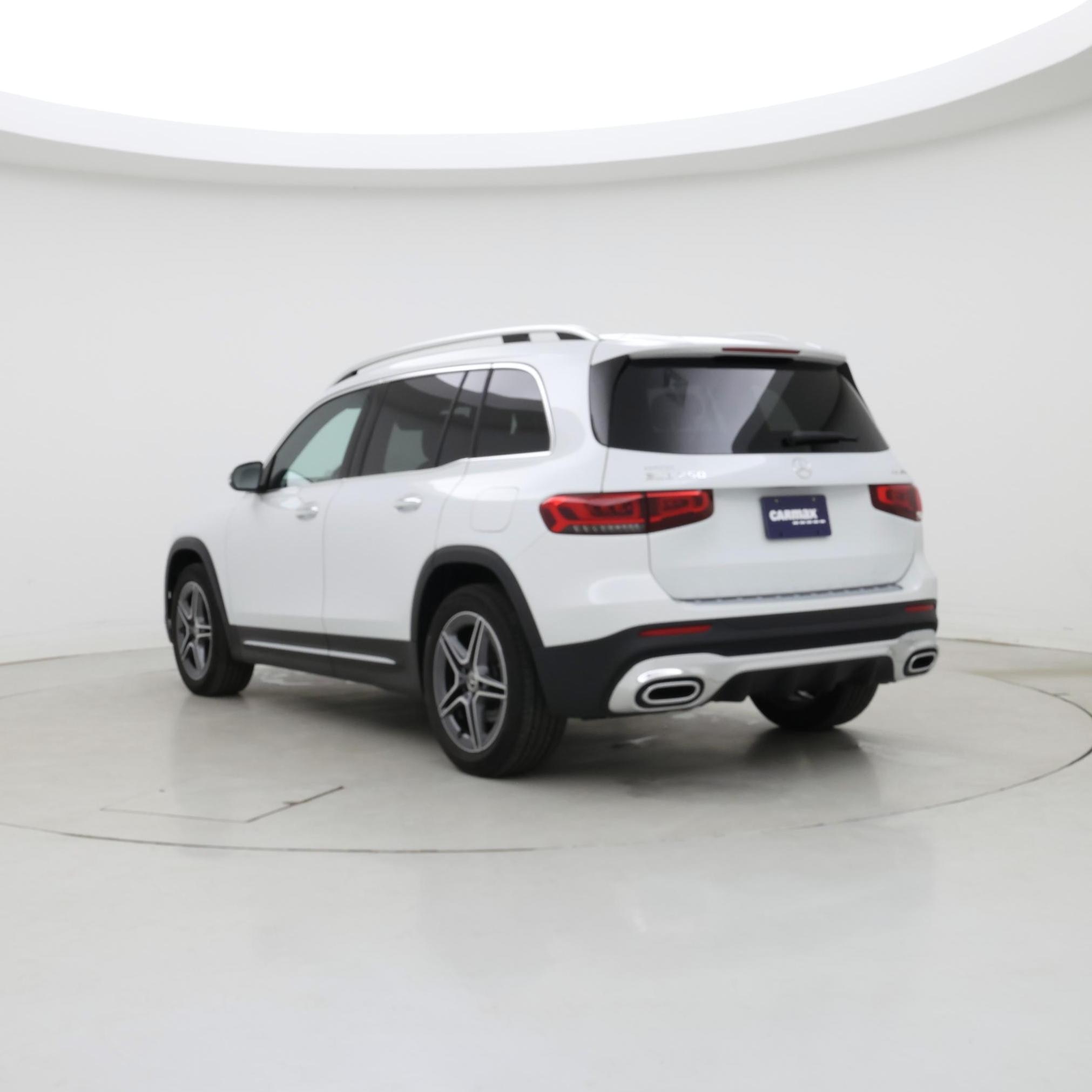 Thumbnail: 2022 Mercedes-Benz GLB - 2