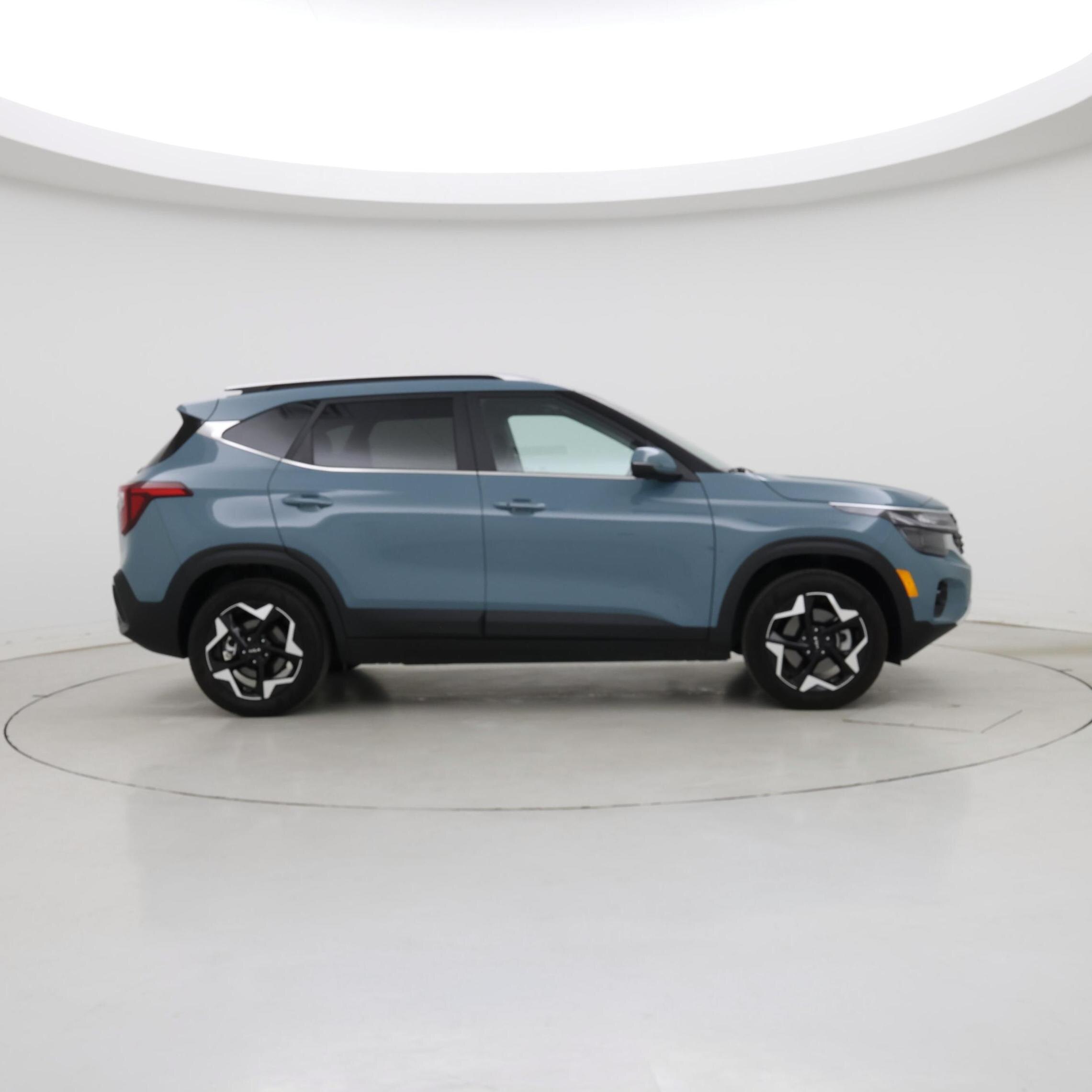 Thumbnail: 2024 Kia Seltos - 7