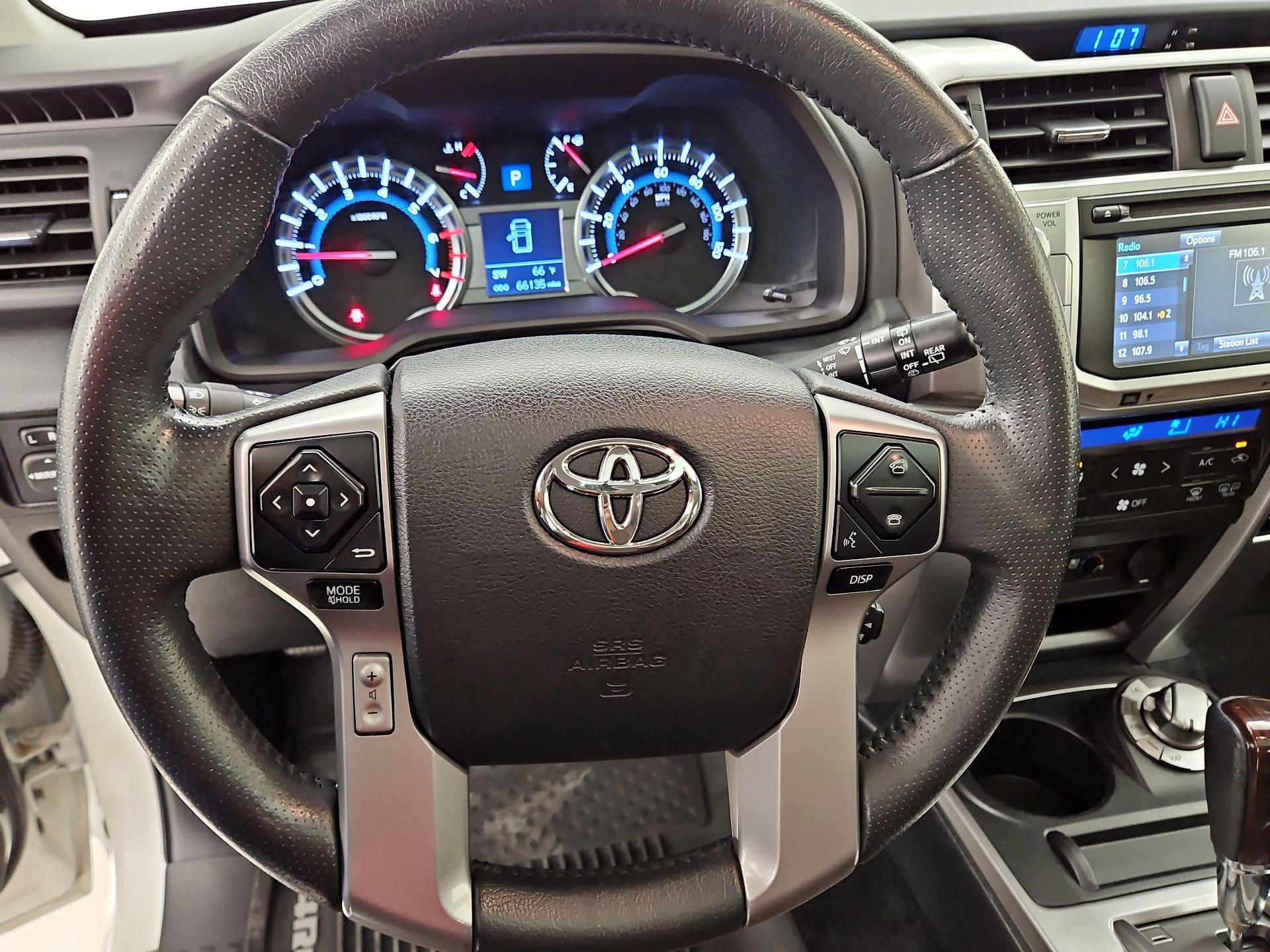 Thumbnail: 2017 Toyota 4Runner - 10