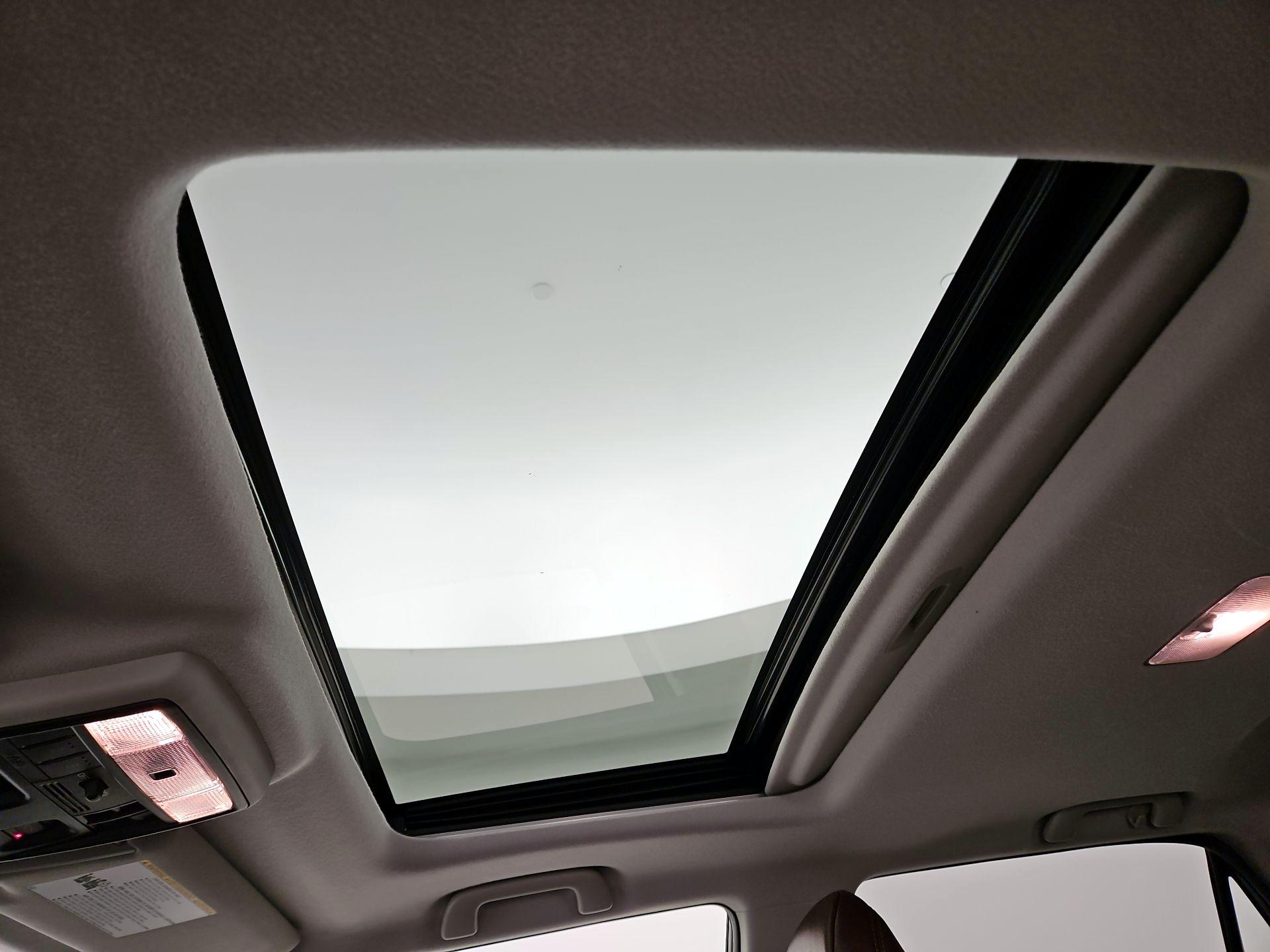 Thumbnail: 2017 Toyota 4Runner - 20