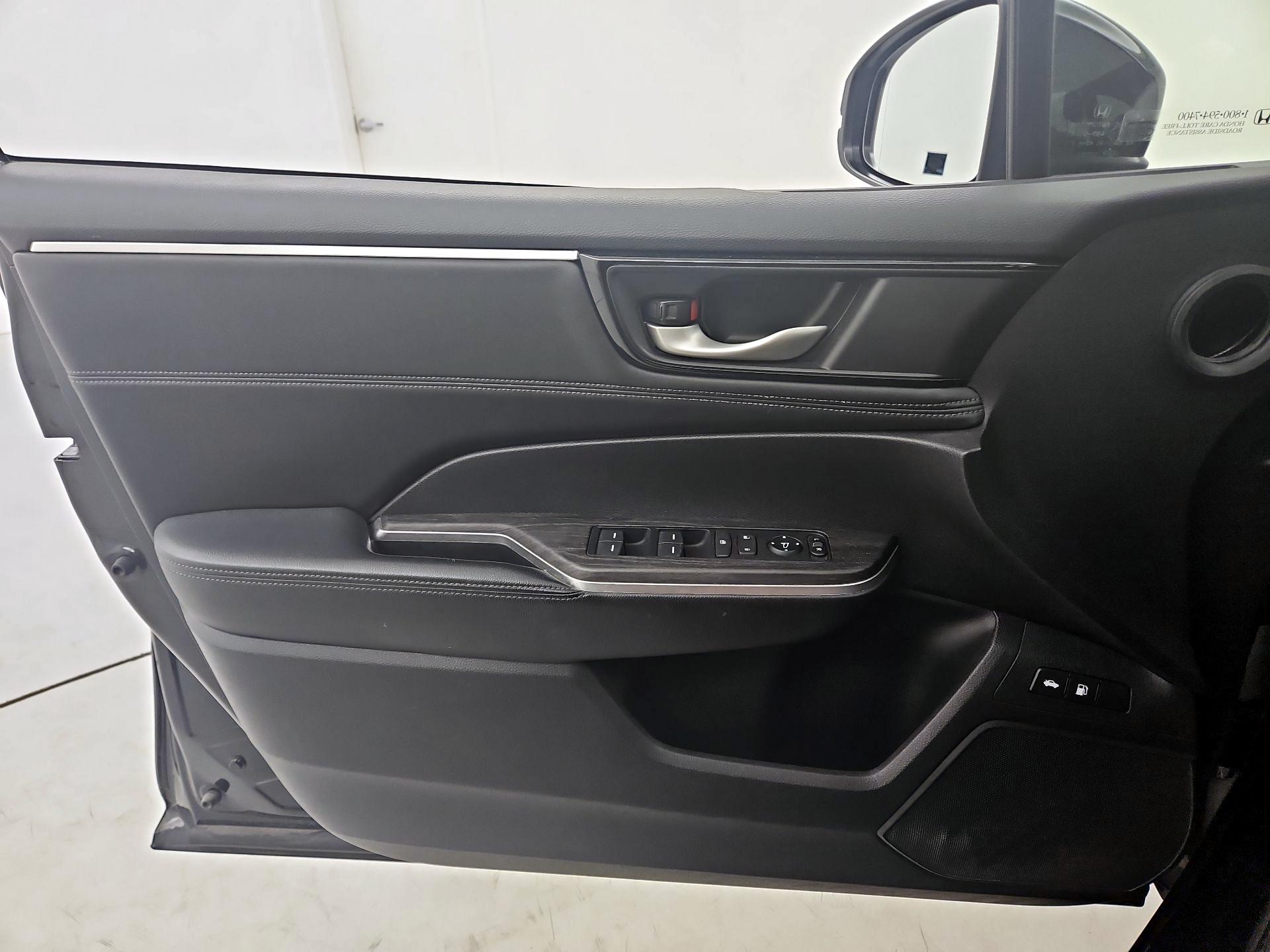 Thumbnail: 2018 Honda Clarity - 12