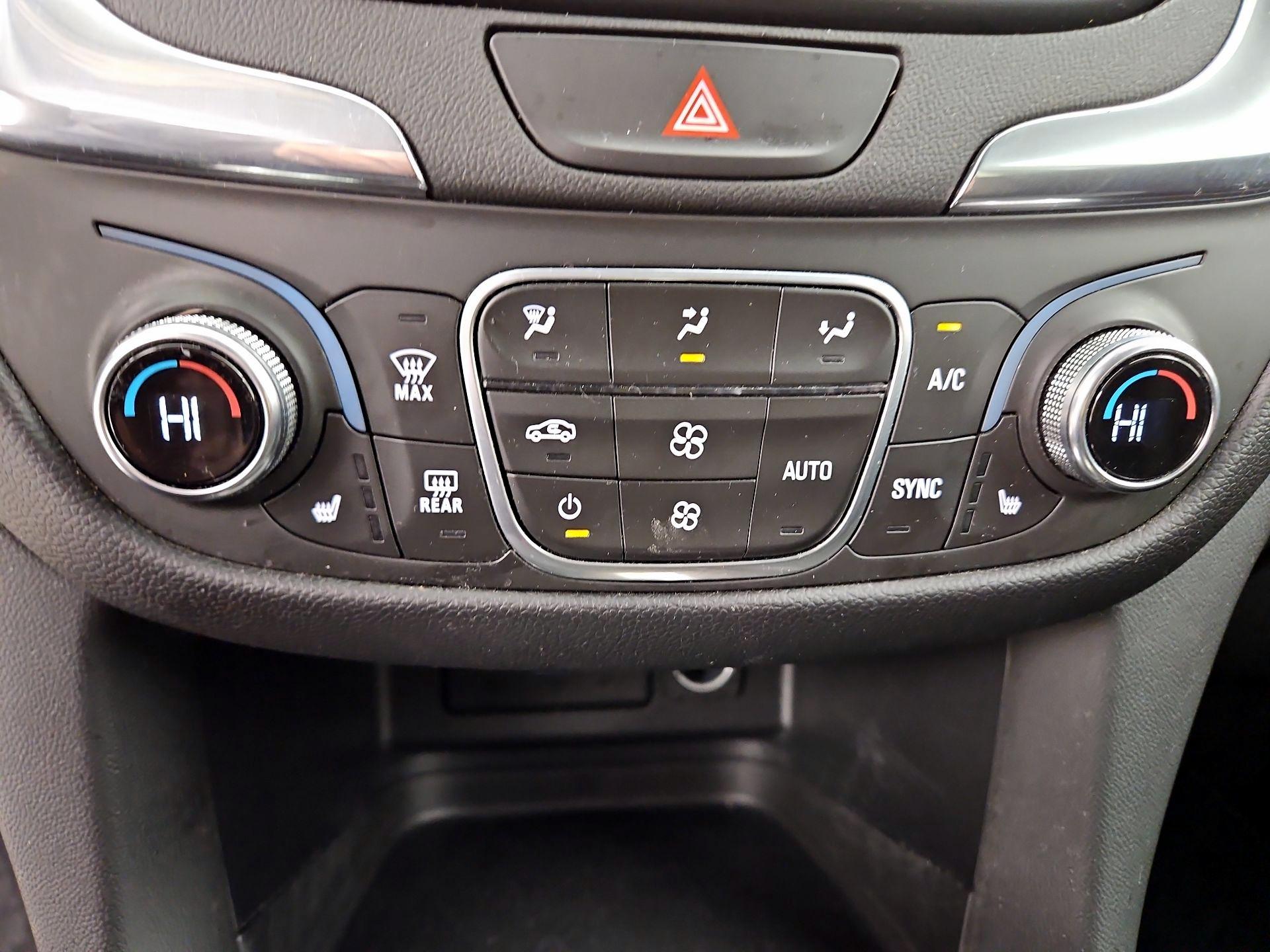 Thumbnail: 2020 Chevrolet Equinox - 16